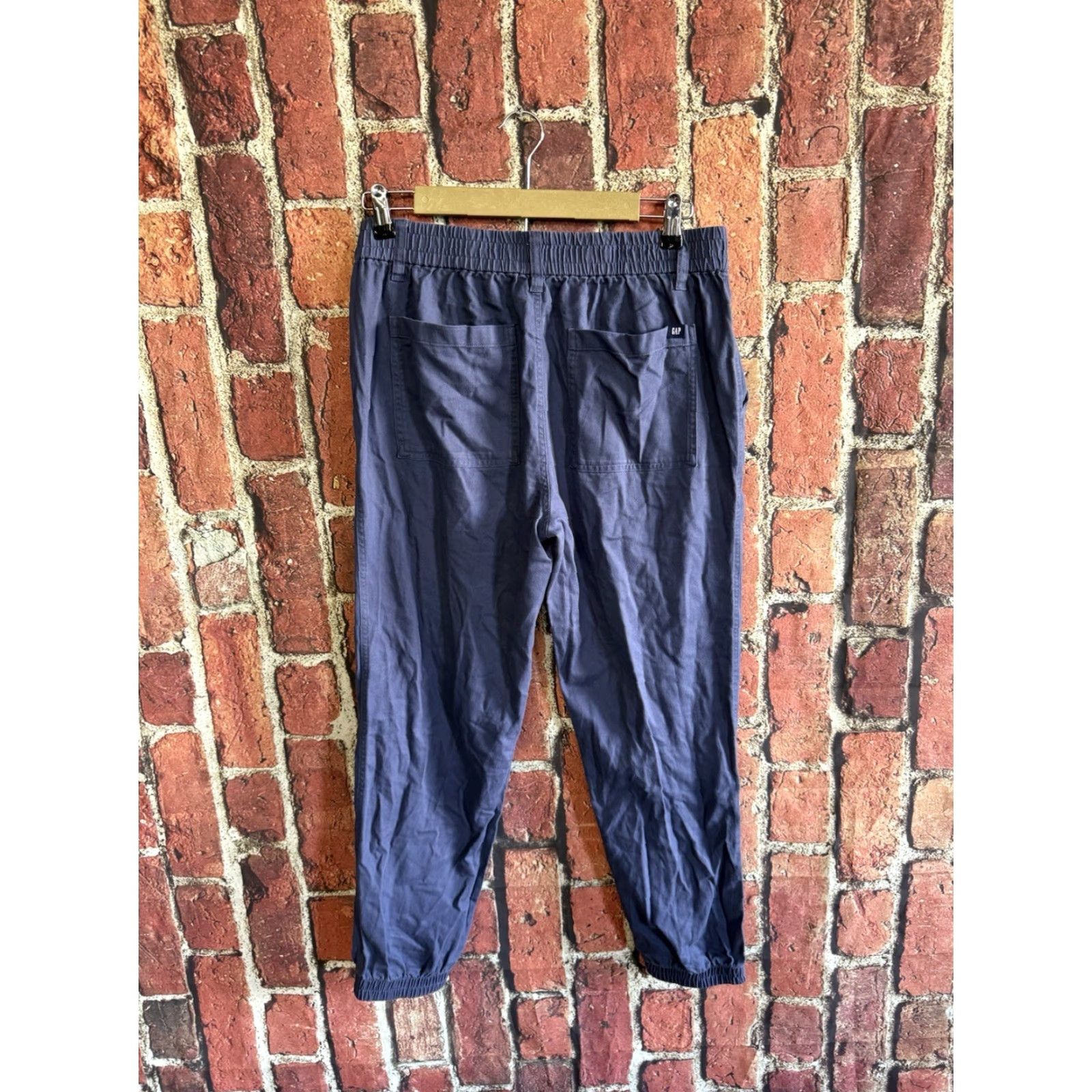 Gap Gap Blue Womens Jogger Linen Pants Size Small User: Gap Blue Womens Jogger Linen Pants Size Small Size 28" / US 6 / IT 42 - 2 Thumbnail