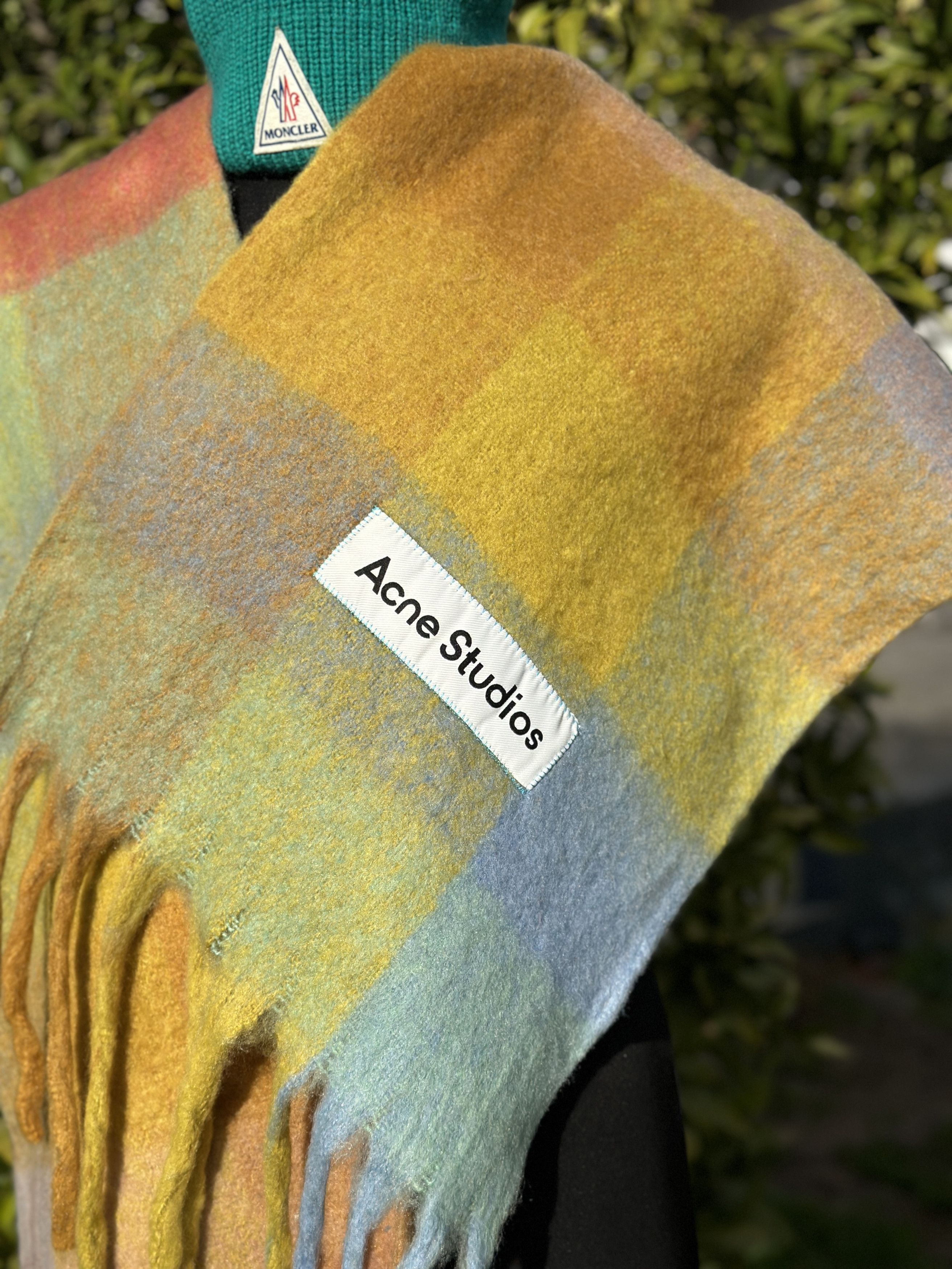 Acne Studios Acne Studios Large Plaid Scarf Wool Blend Logo Patch Size ONE SIZE - 10 Thumbnail