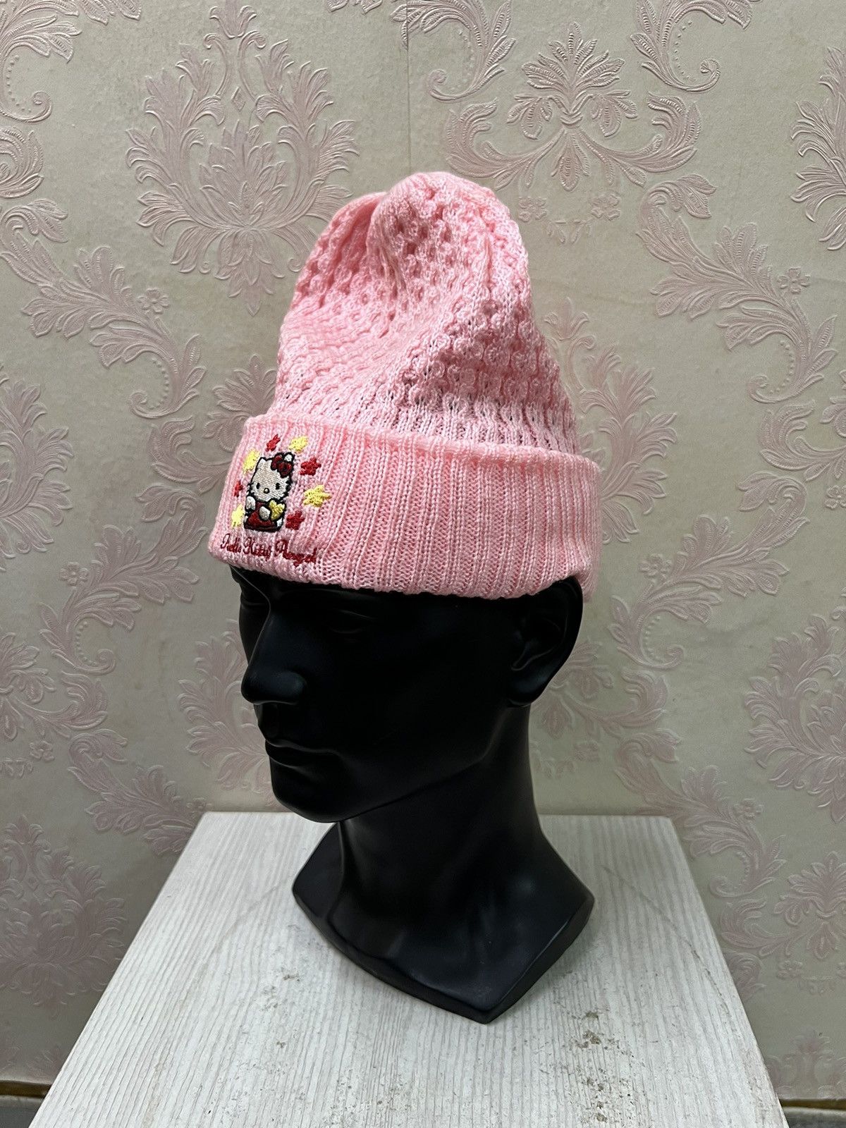 Cartoon Network Vintage Hello Kitty Sanrio Cartoon Beanie Hats Size ONE SIZE - 3 Thumbnail