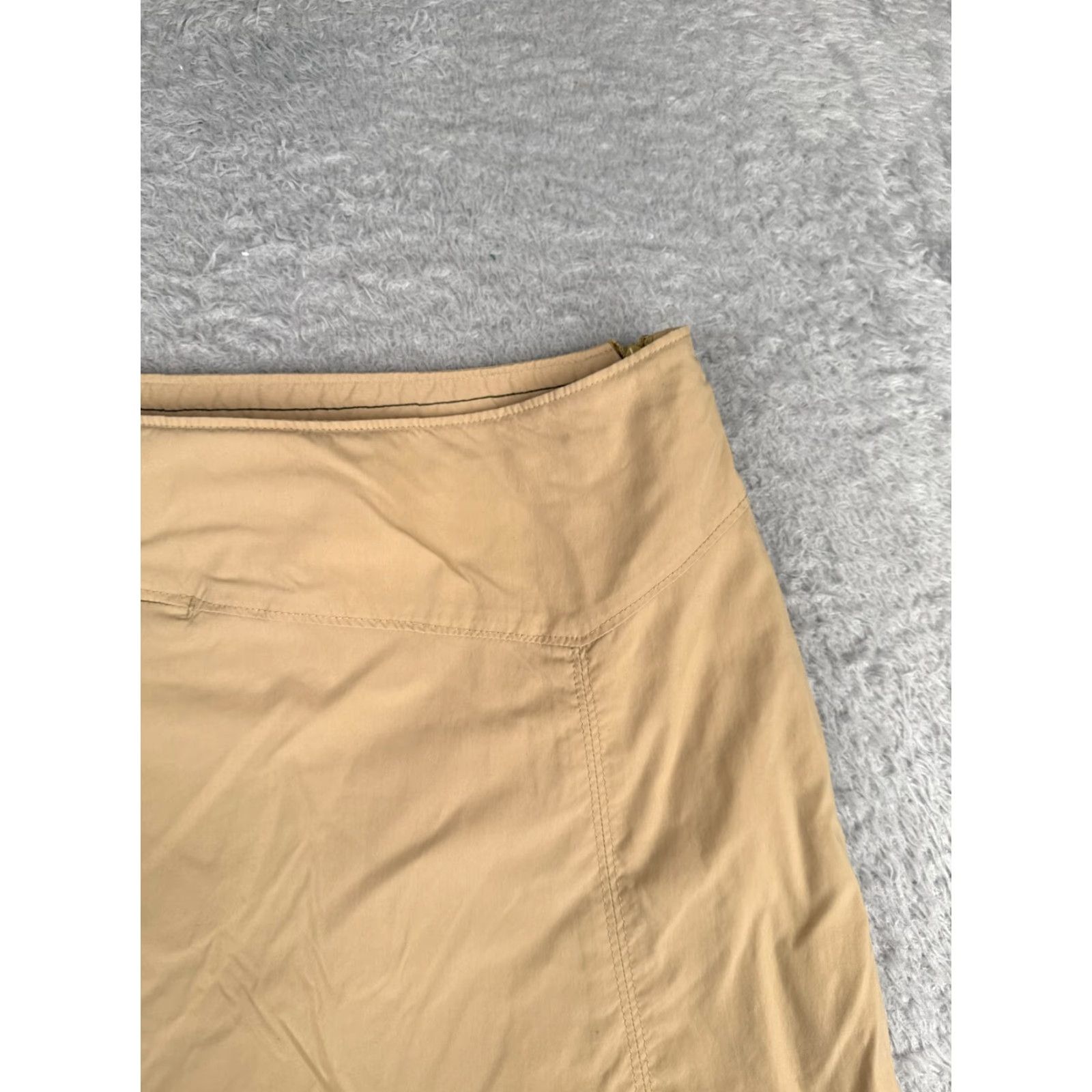 Patagonia Patagonia Beig e Skort Women 6 Nylon Shell Hiking Activewear Casual 28x17.5 Pocket Adjustable? Size 28" / US 6 / IT 42 - 5 Thumbnail