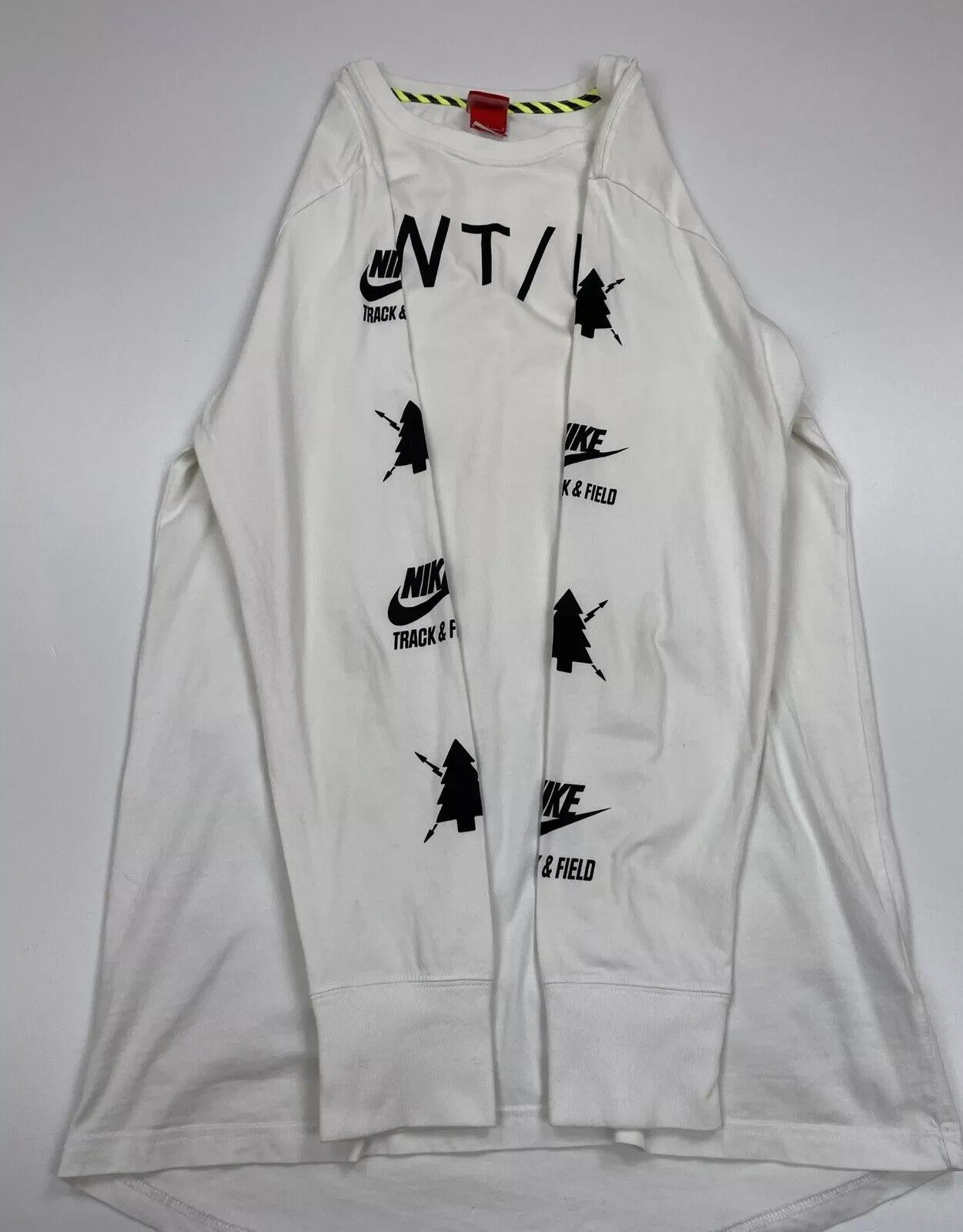 Nike Nike NTF NT/F TRACK & FIELD Long Sleeve White Shirt Mens Size US L / EU 52-54 / 3 - 12 Thumbnail