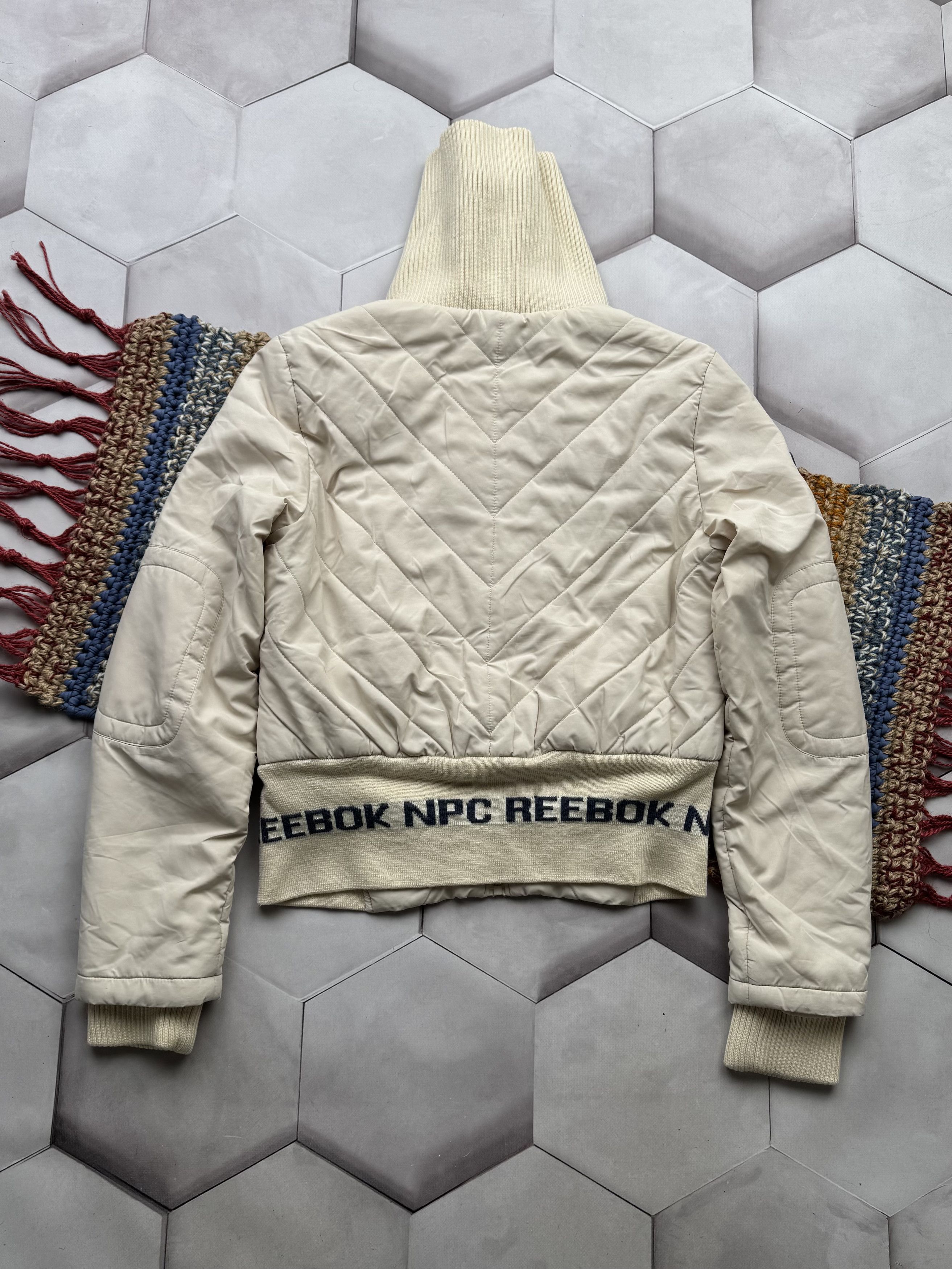 Reebok Reebok Vintage Cropped Jacket (ES9)(G7) Size M / US 6-8 / IT 42-44 - 8 Thumbnail