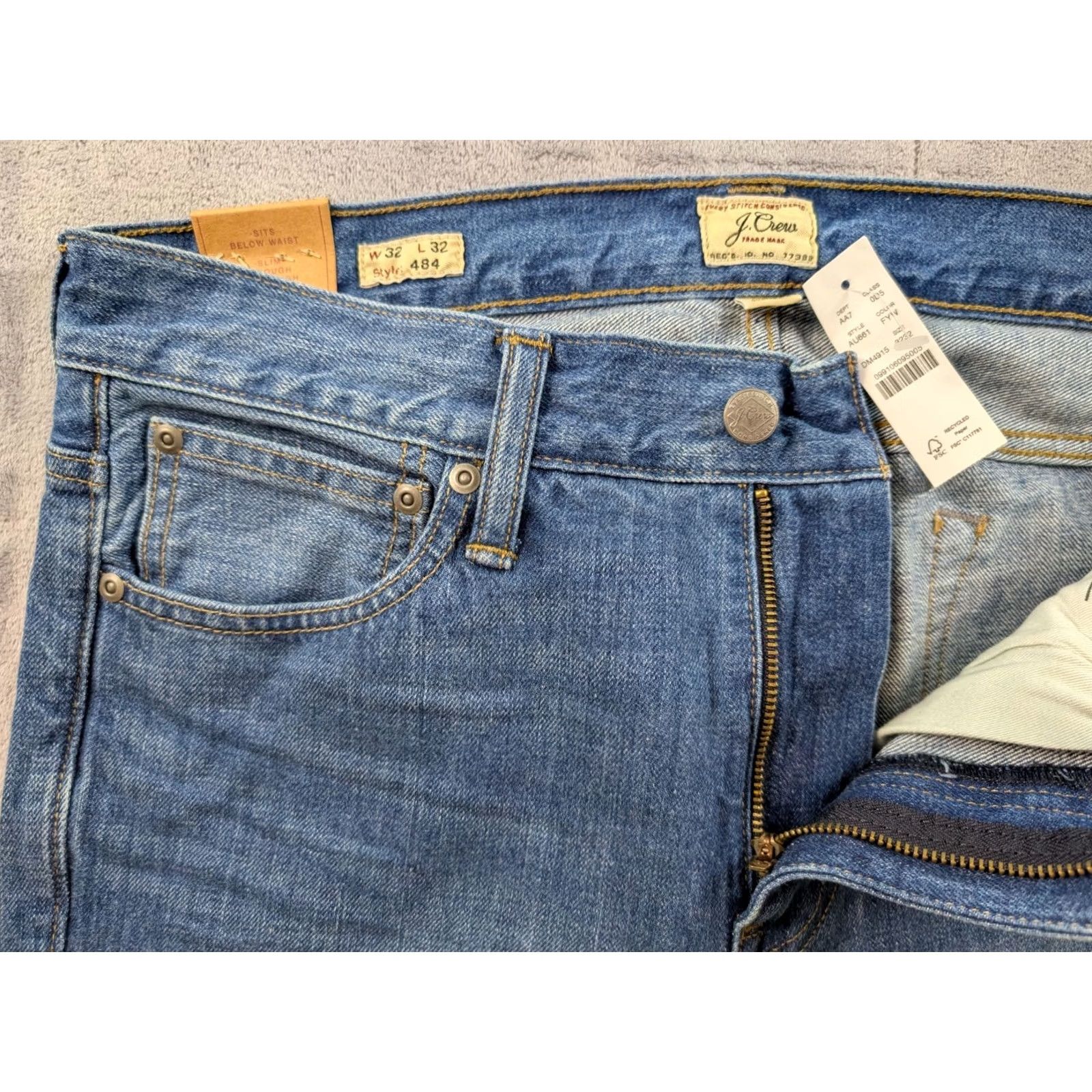 J.Crew J.CREW Jeans Mens 32x32 Blue Straight Signature Flex Denim Mid Wash Regular 5-Pocket Mens Jeans Blue 484 Signature Flex 32x32 Size US 32 / EU 48 - 4 Thumbnail