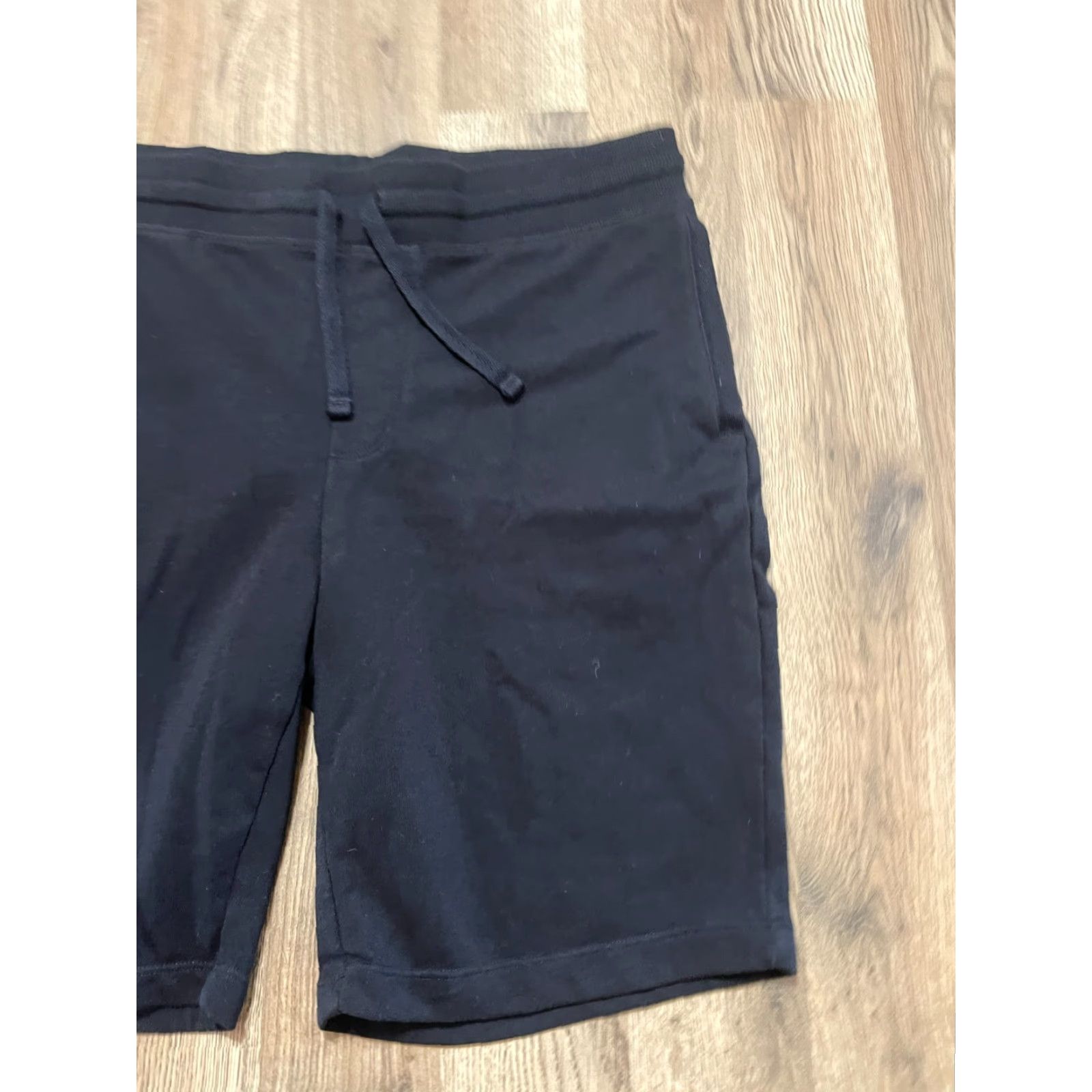 Vintage 32 Degrees Cool Shorts Mens Sweatpants Shorts Tie Waist Black L Regular Inseam 9 in 36 in - Casual Modern Occasion Size US 33 - 4 Thumbnail