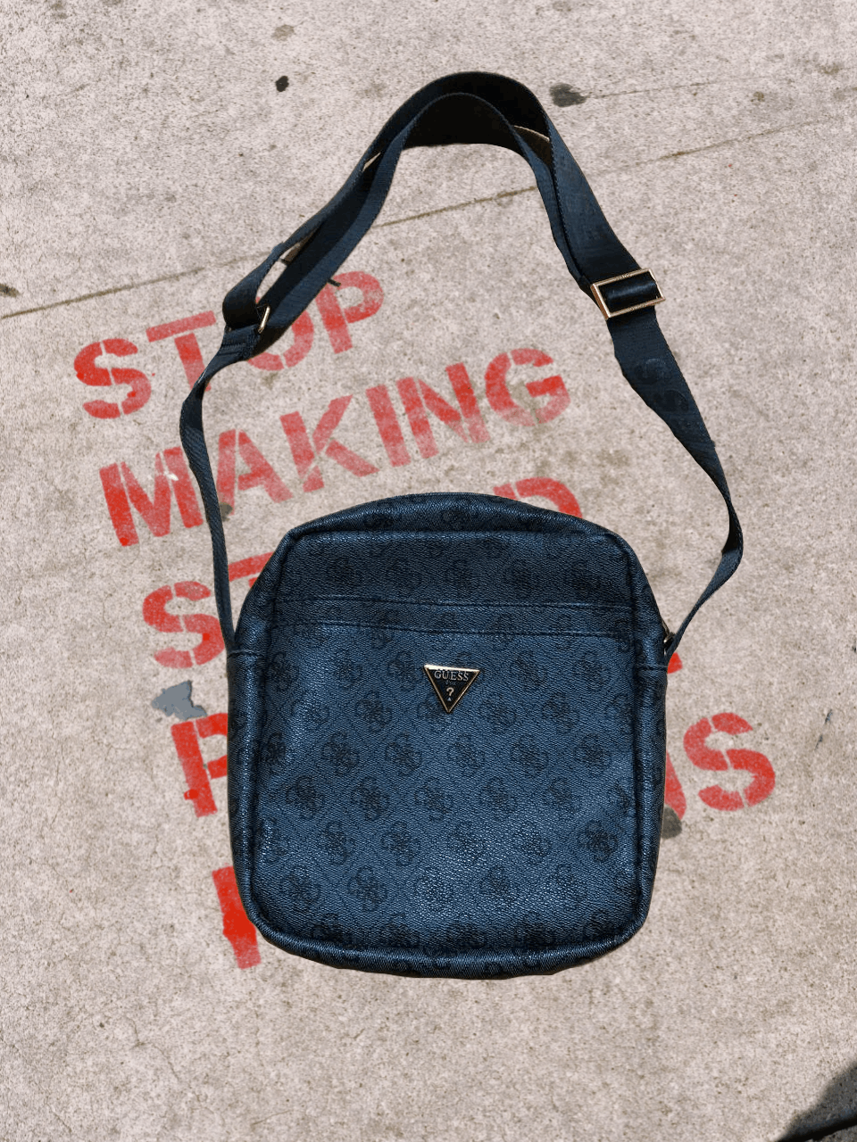 Shoulder Bag Logo GUESS Y2K Streetwear