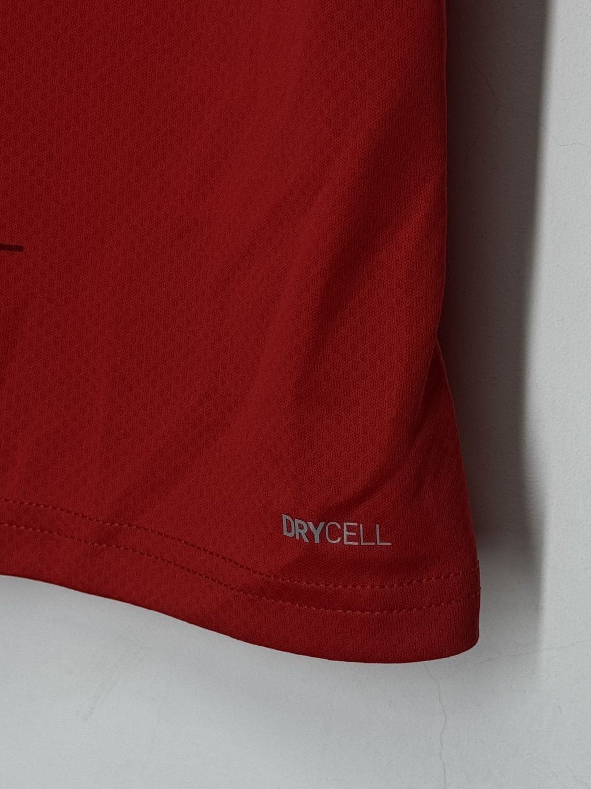Puma #19 Itten Switzerland 2020/21 Home Puma Football Shirt Size US L / EU 52-54 / 3 - 5 Thumbnail
