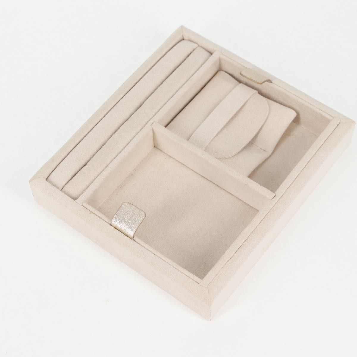Chanel Chanel Matelasse Jewelry Case Jewelry Box Size ONE SIZE - 8 Thumbnail