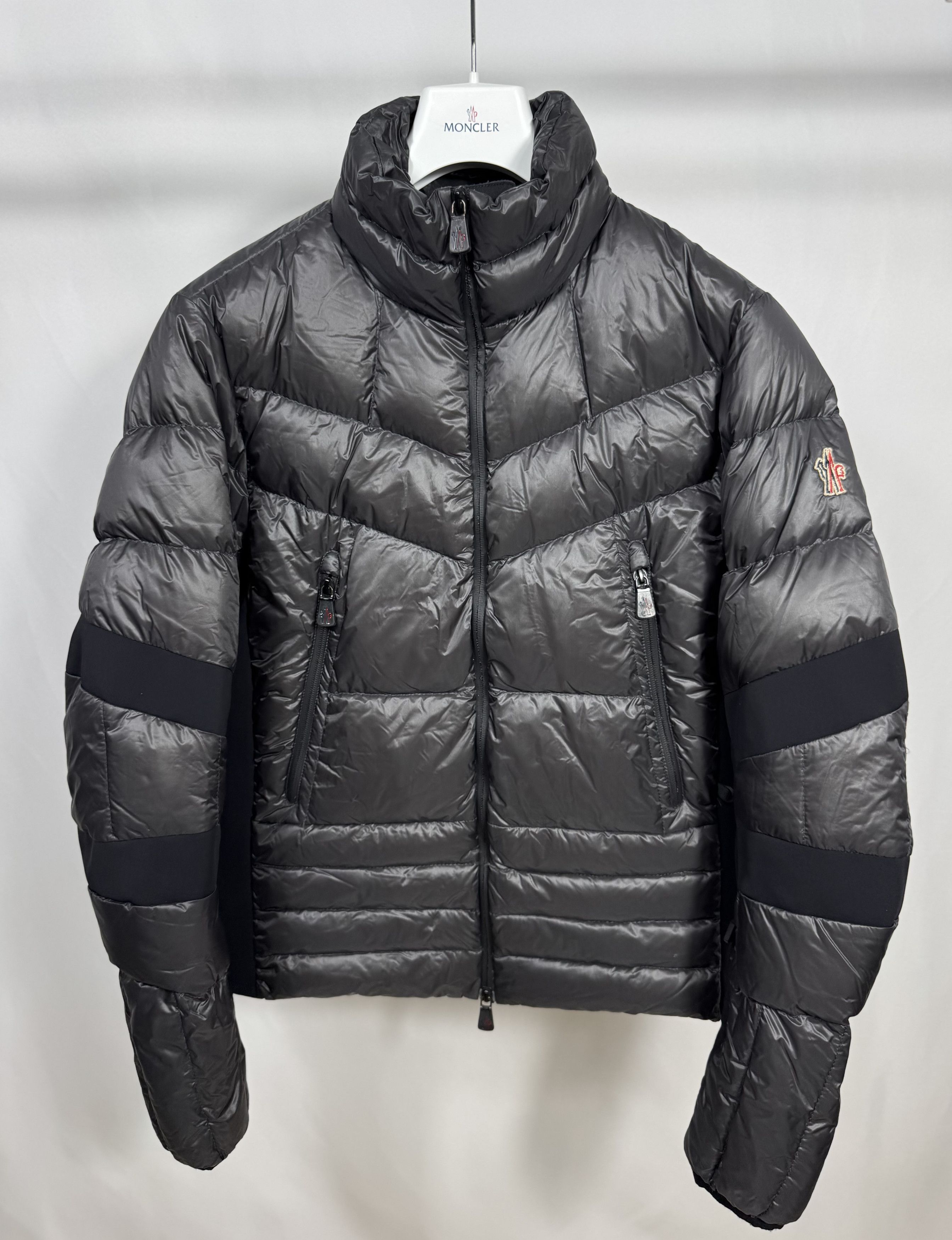 Moncler Moncler Grenoble Canmore Jacket Size US M / EU 48-50 / 2 - 1 Thumbnail