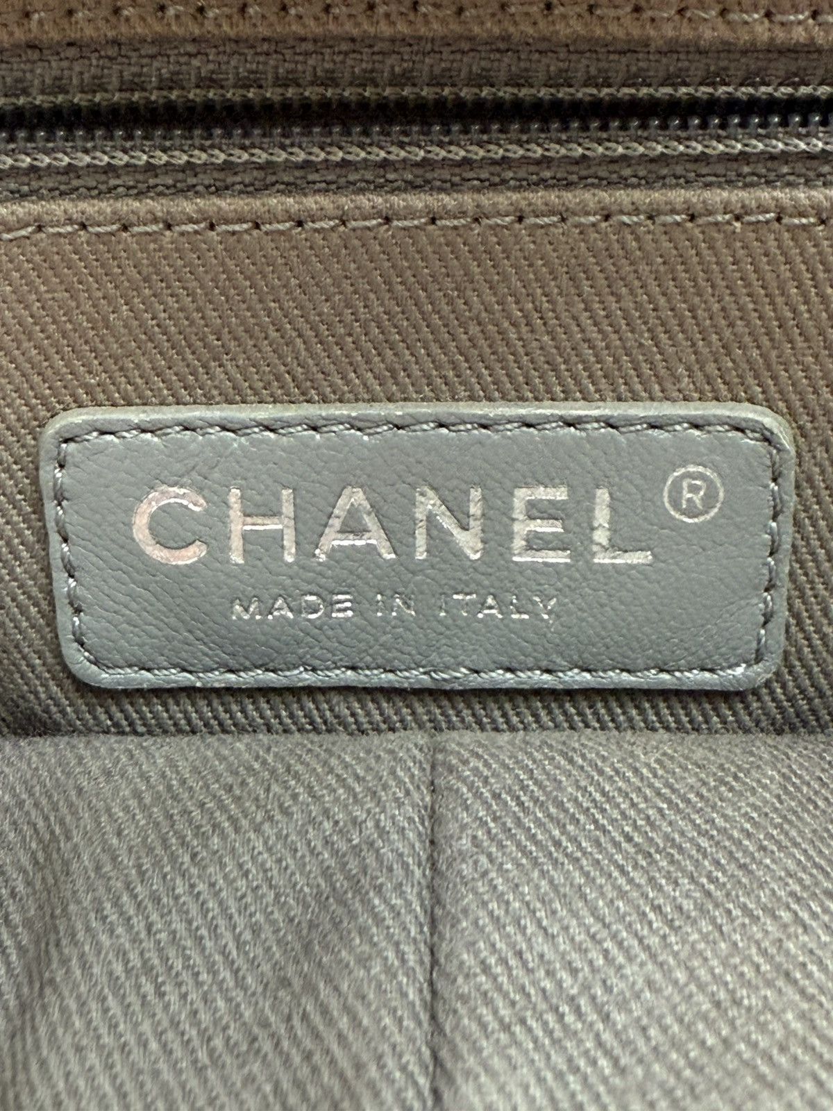 Chanel Chanel 2014 Grey Graffiti Art School Tote Bag Size ONE SIZE - 7 Thumbnail
