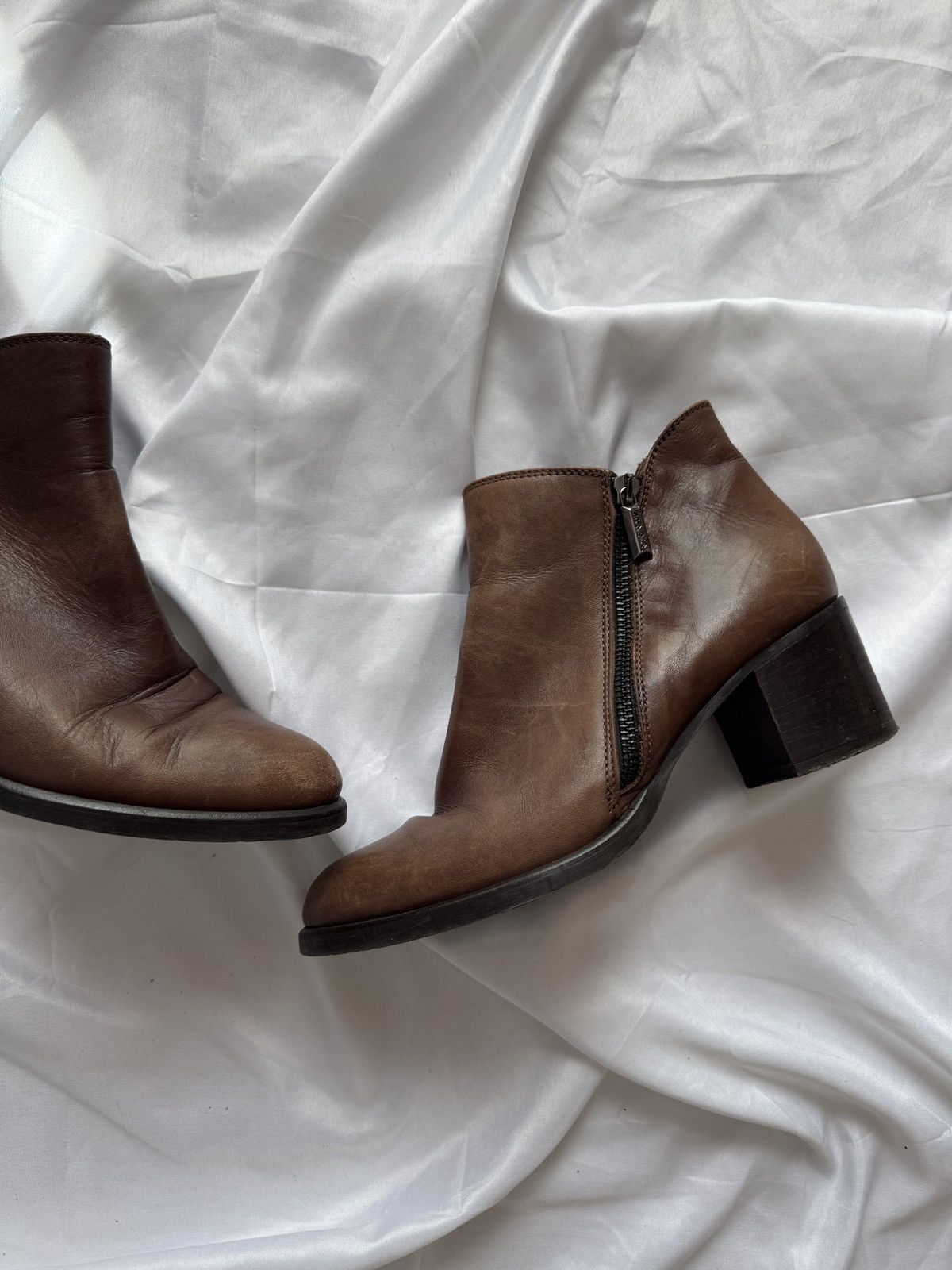 Hysteric Glamour Avant Garde Vintage Double Zip Real Faded Leather Heel Boots Size US 8 / IT 38 - 4 Thumbnail