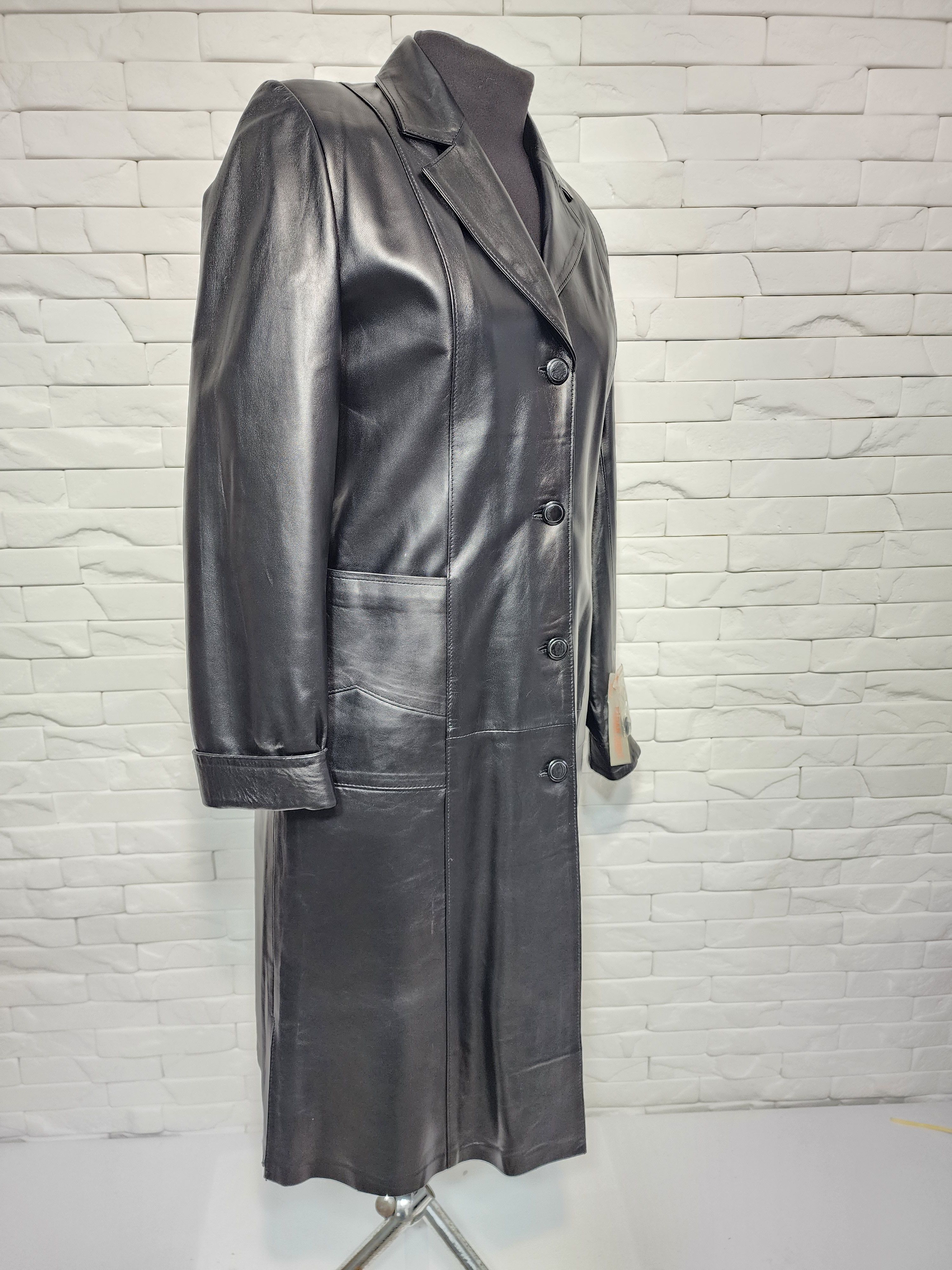 Designer Black Genuine Leather Long Jacket: Elegant Women's Coat Size M / US 6-8 / IT 42-44 - 5 Thumbnail