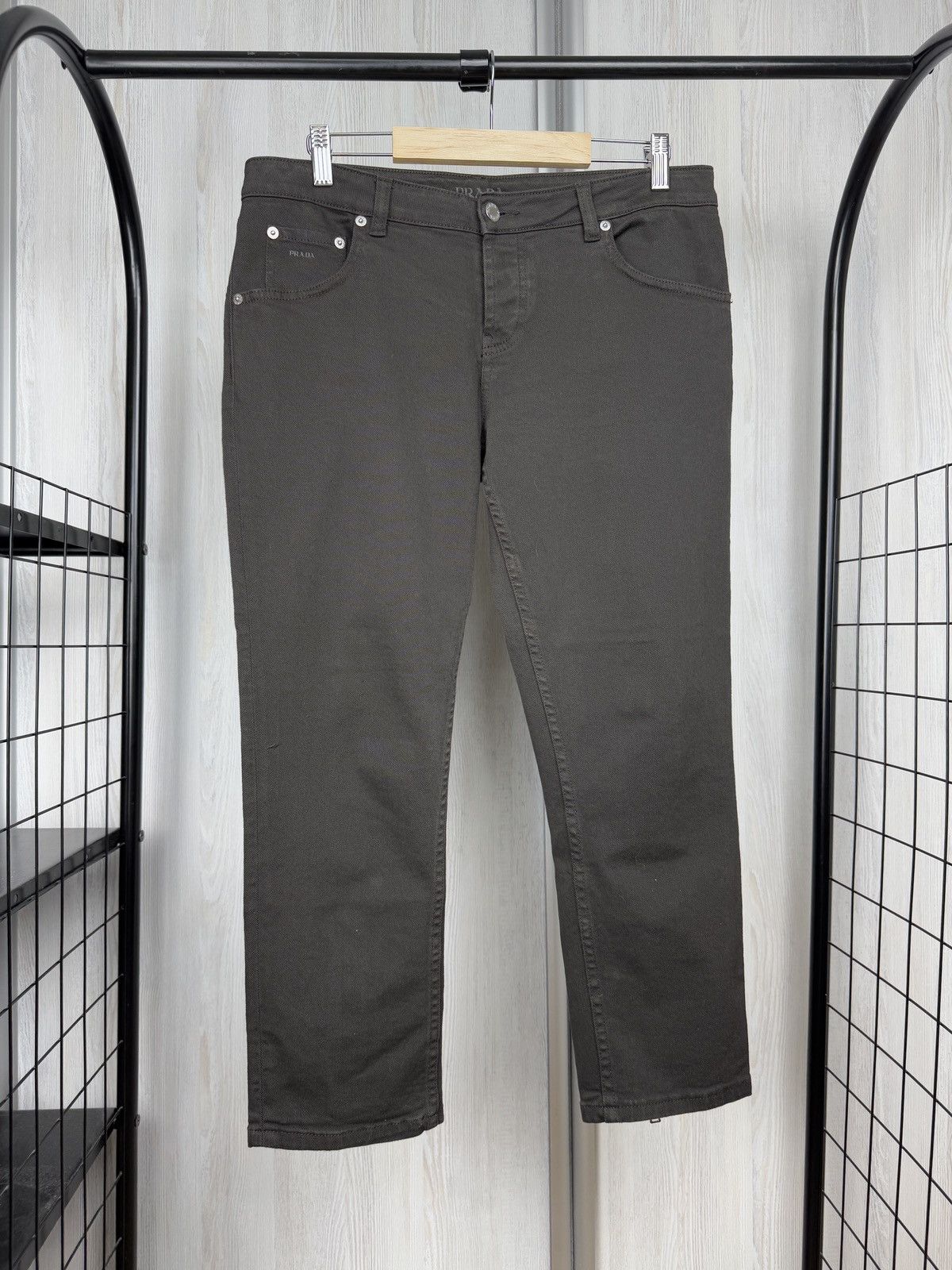 Prada PRADA DARK BROWN COTTON STRAIGHT FIT LOGO CROPPED ZIP JEANS Size 30" / US 8 / IT 44 - 3 Thumbnail