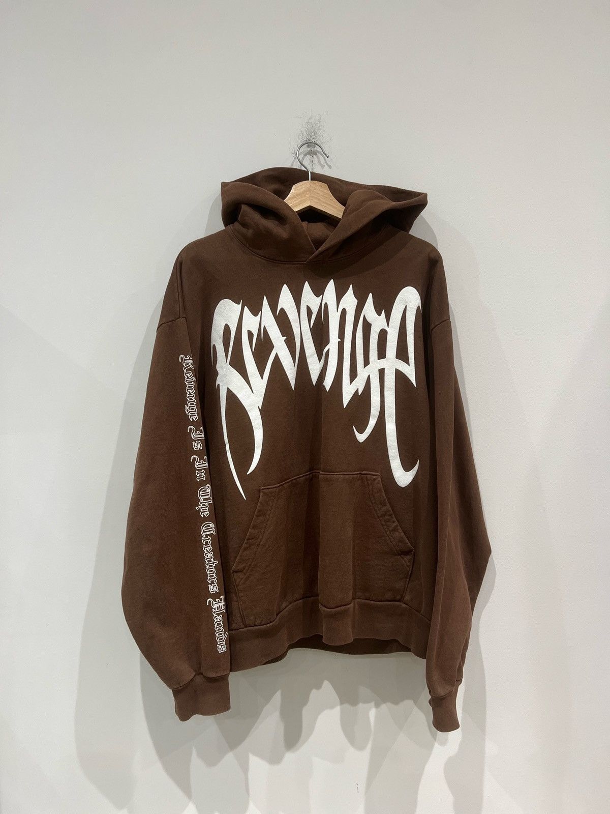 Revenge Heartbreak Logo Hoodie Brown size: XL