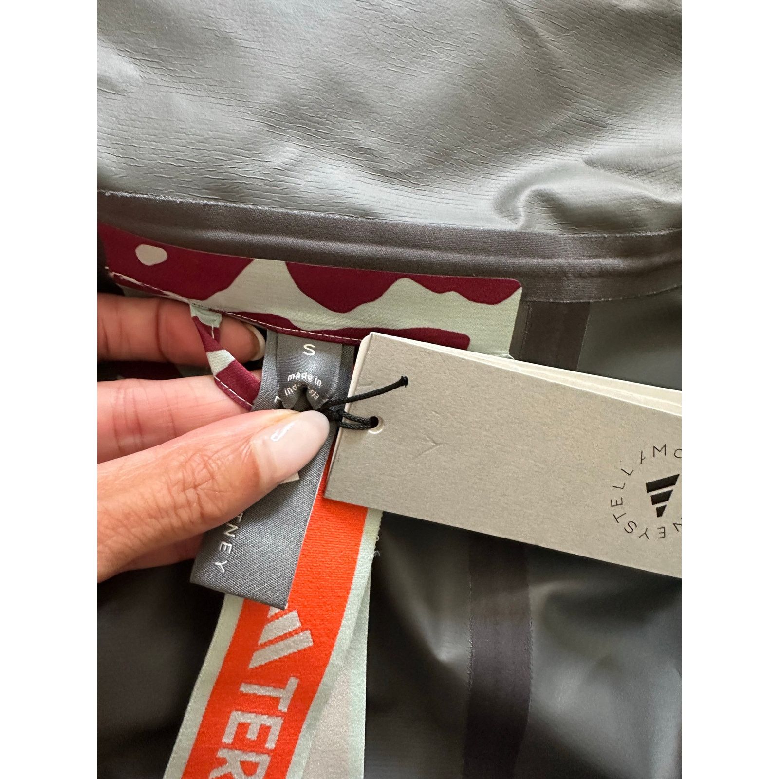 Stella McCartney Adidas Terrex x Stella McCartney 2L Leopard Jacket - Size S Size US S / EU 44-46 / 1 - 15 Thumbnail