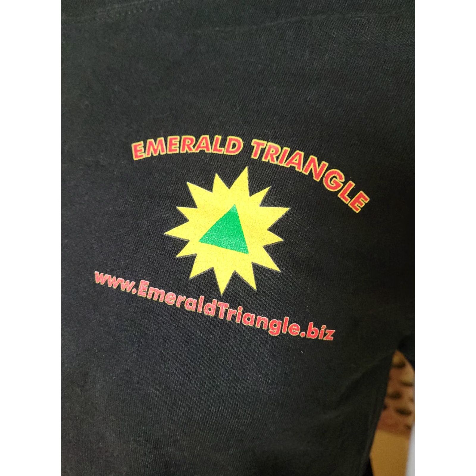 Port & Company VTG Emerald Triangle Killer Tea T Shirt Medium Worm Guano Weed Port & Company 100% Cotton Crew Neck Short Sleeve Black Mens Graphic Tee Size US M / EU 48-50 / 2 - 2 Thumbnail