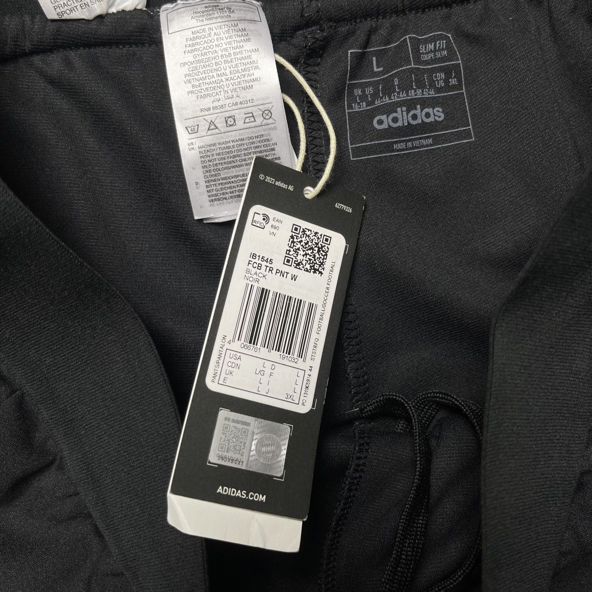 Vintage NWT BAYERN ADIDAS 2023/2024 WOMENS TRAINING TRACK PANTS Size 34" / US 12 / IT 48 - 6 Thumbnail
