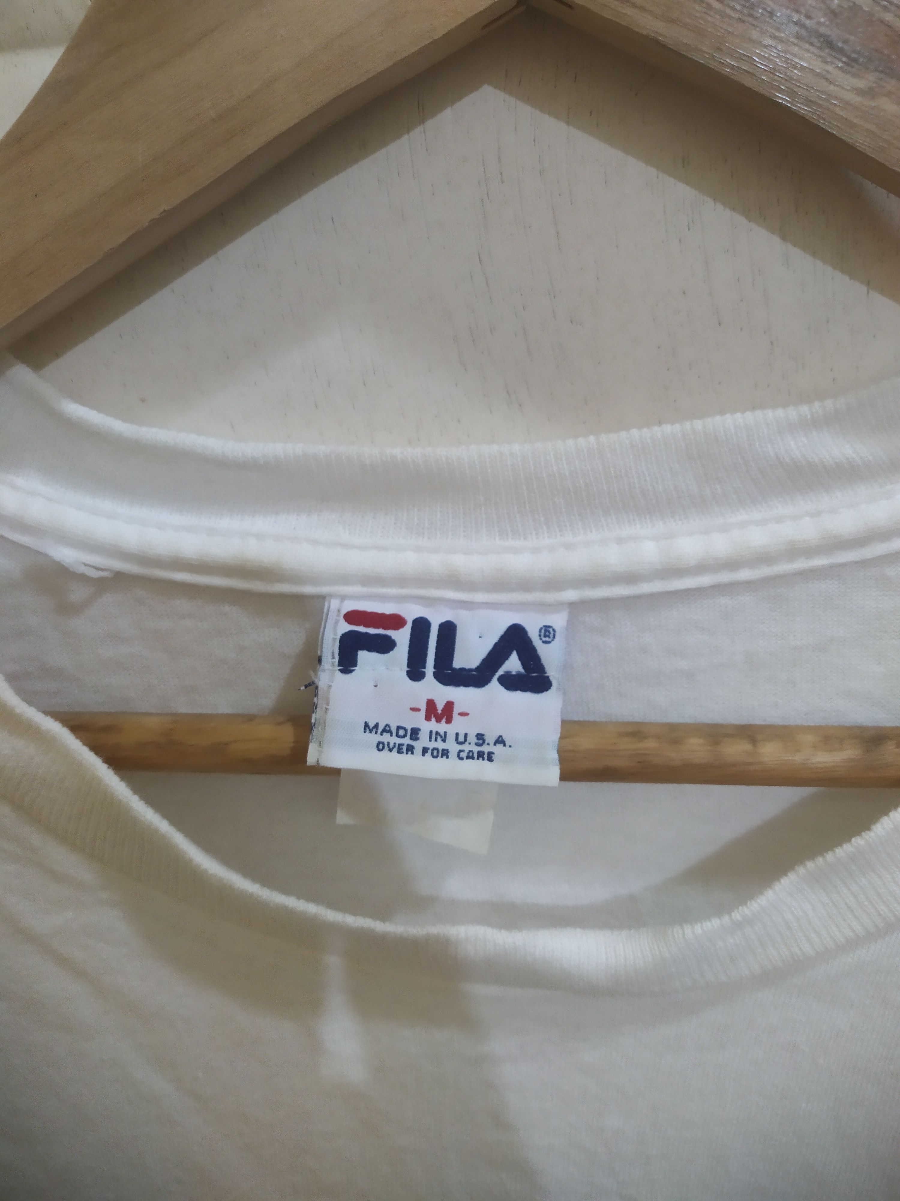 Fila Fila Big Print Backside like new condition Size US M / EU 48-50 / 2 - 5 Thumbnail