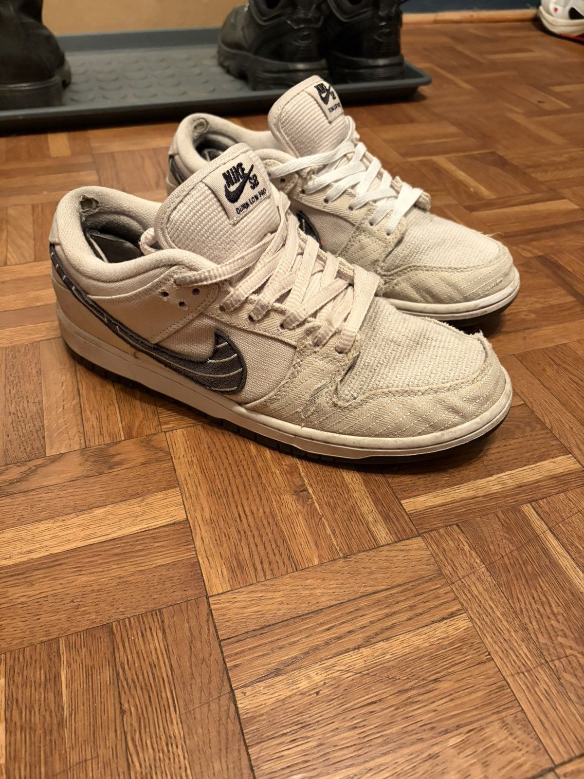 Nike SB Nike dunk sb Albino & Preto Size US 9.5 / EU 42-43 - 1 Thumbnail