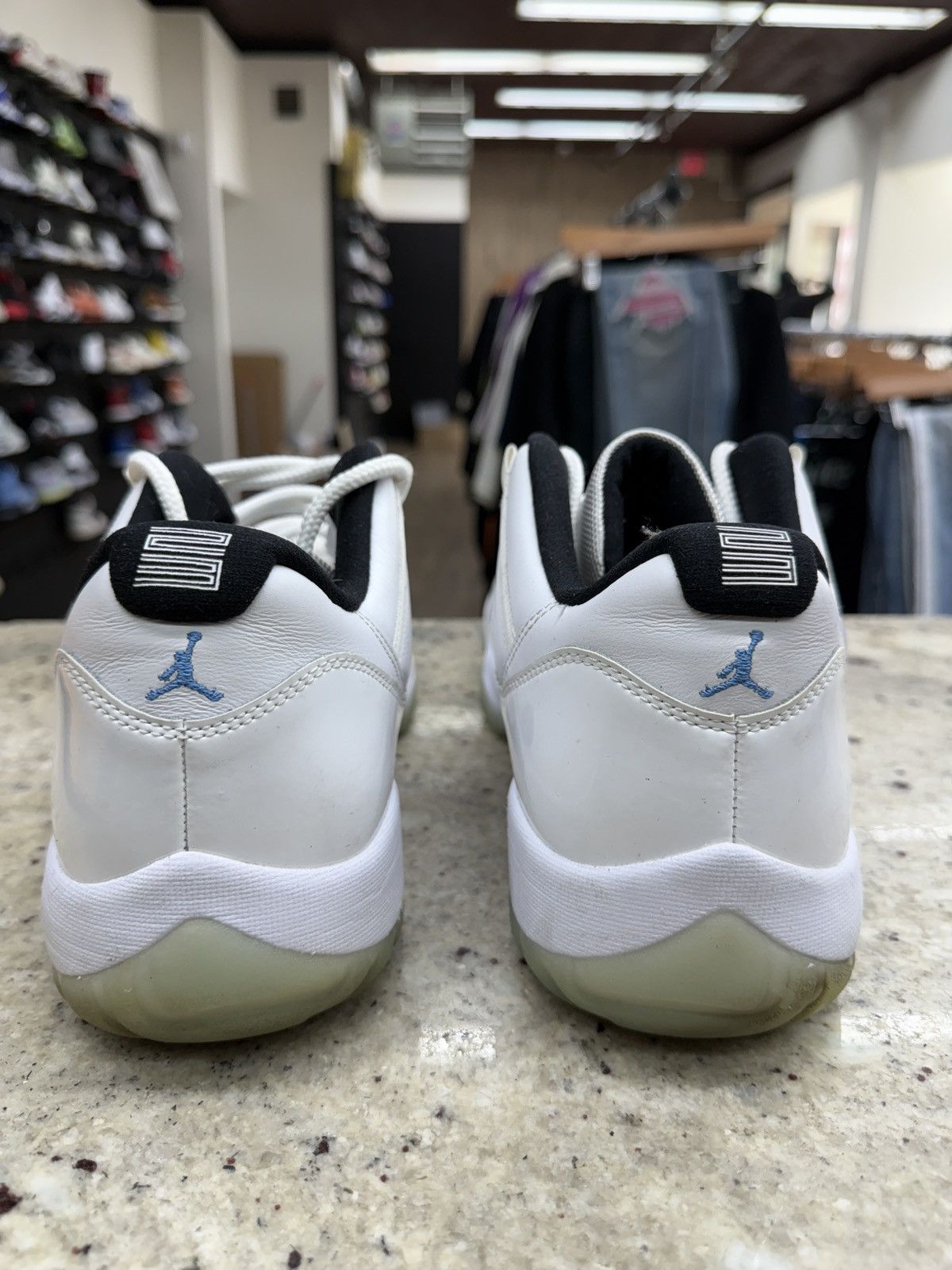 Jordan Brand Air Jordan 11 Retro Low Legend Blues Size US 14 / EU 47 - 4 Thumbnail