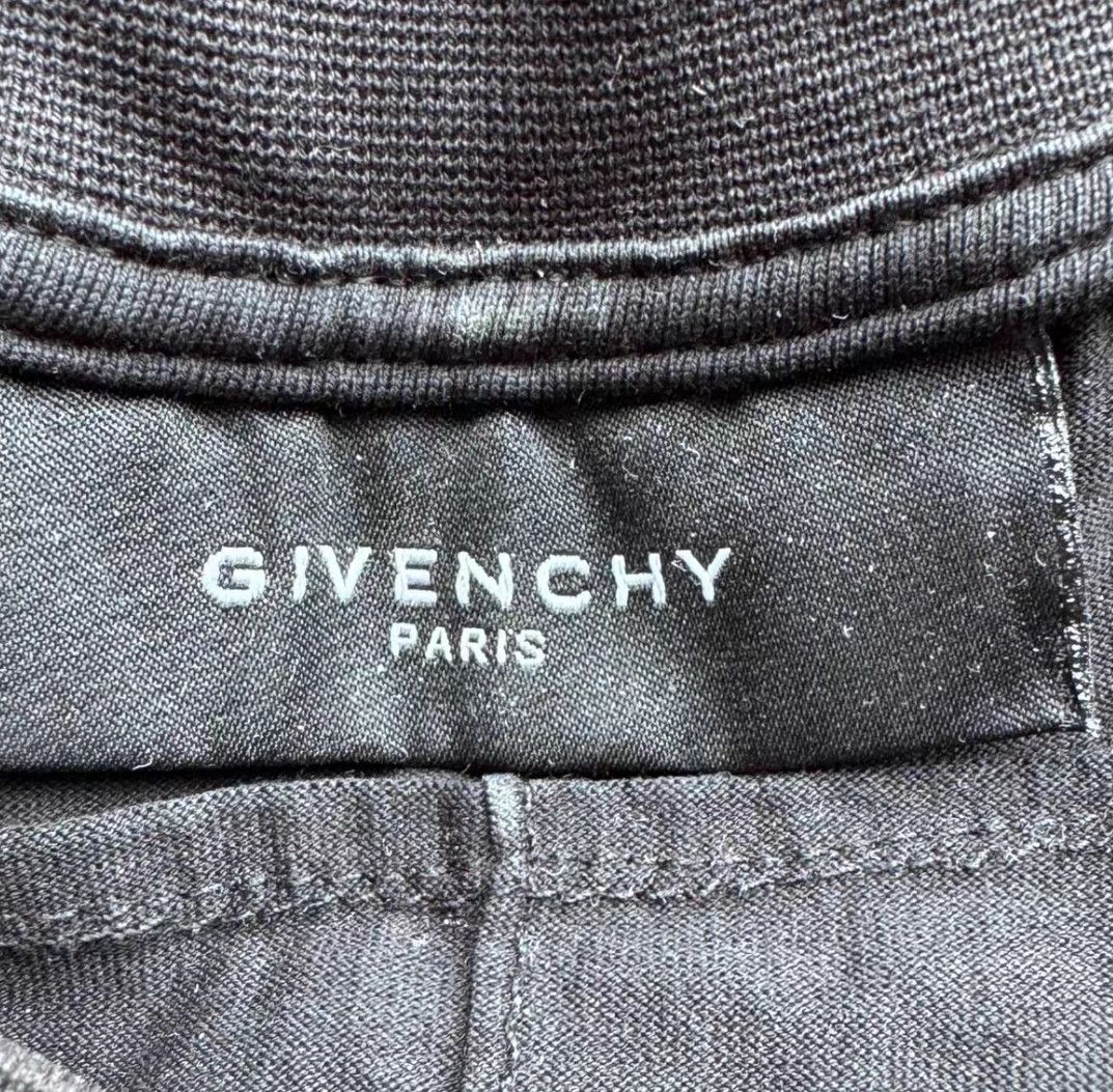 Givenchy Givenchy Classic Original Evil Dog Head Short Sleeve 2506-N Size US XS / EU 42 / 0 - 4 Thumbnail