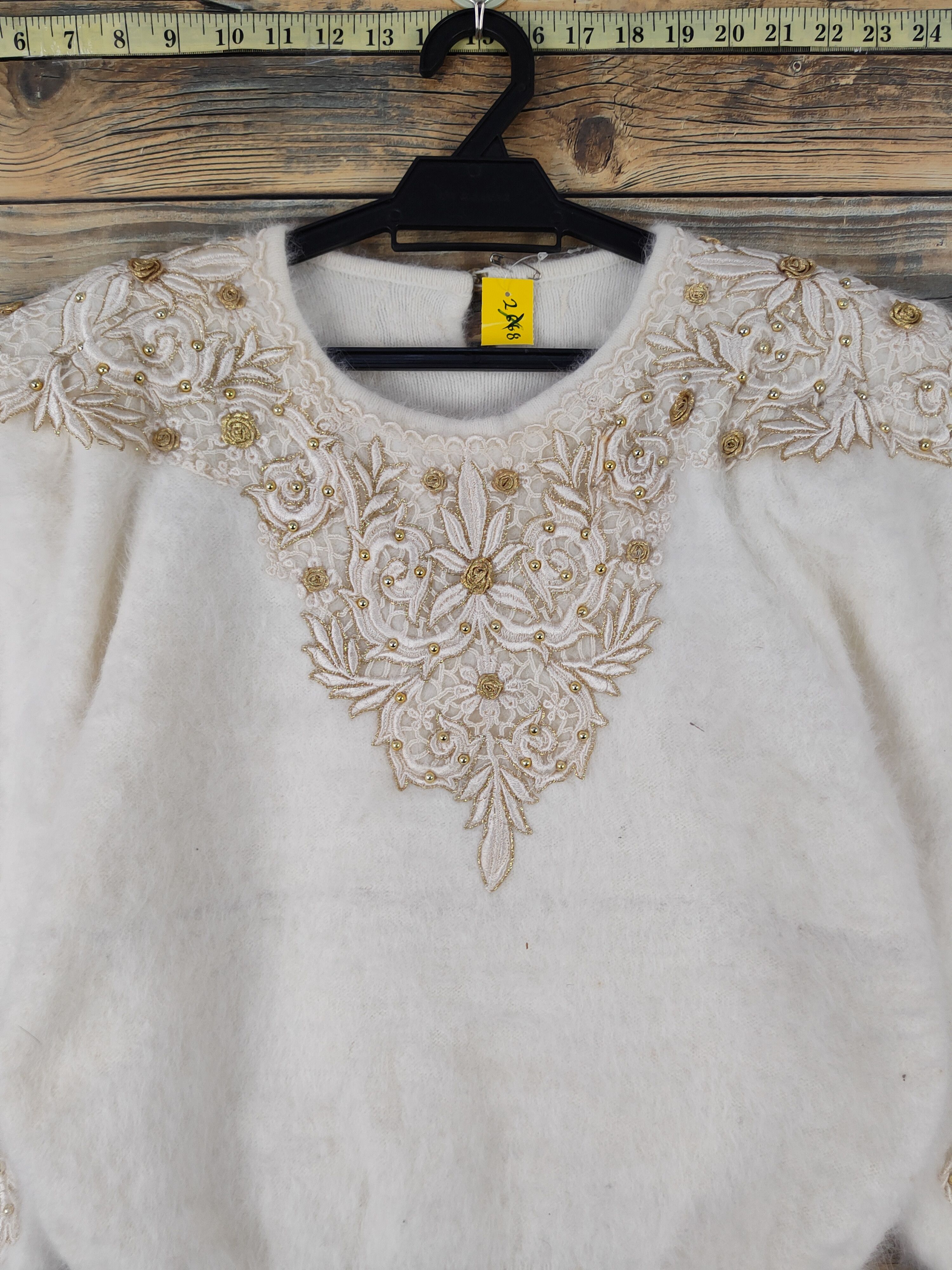 Japanese Brand Japanese Brand White Shag Shaggy Fur Mohair Knitwear #W2029 Size S / US 4 / IT 40 - 2 Thumbnail