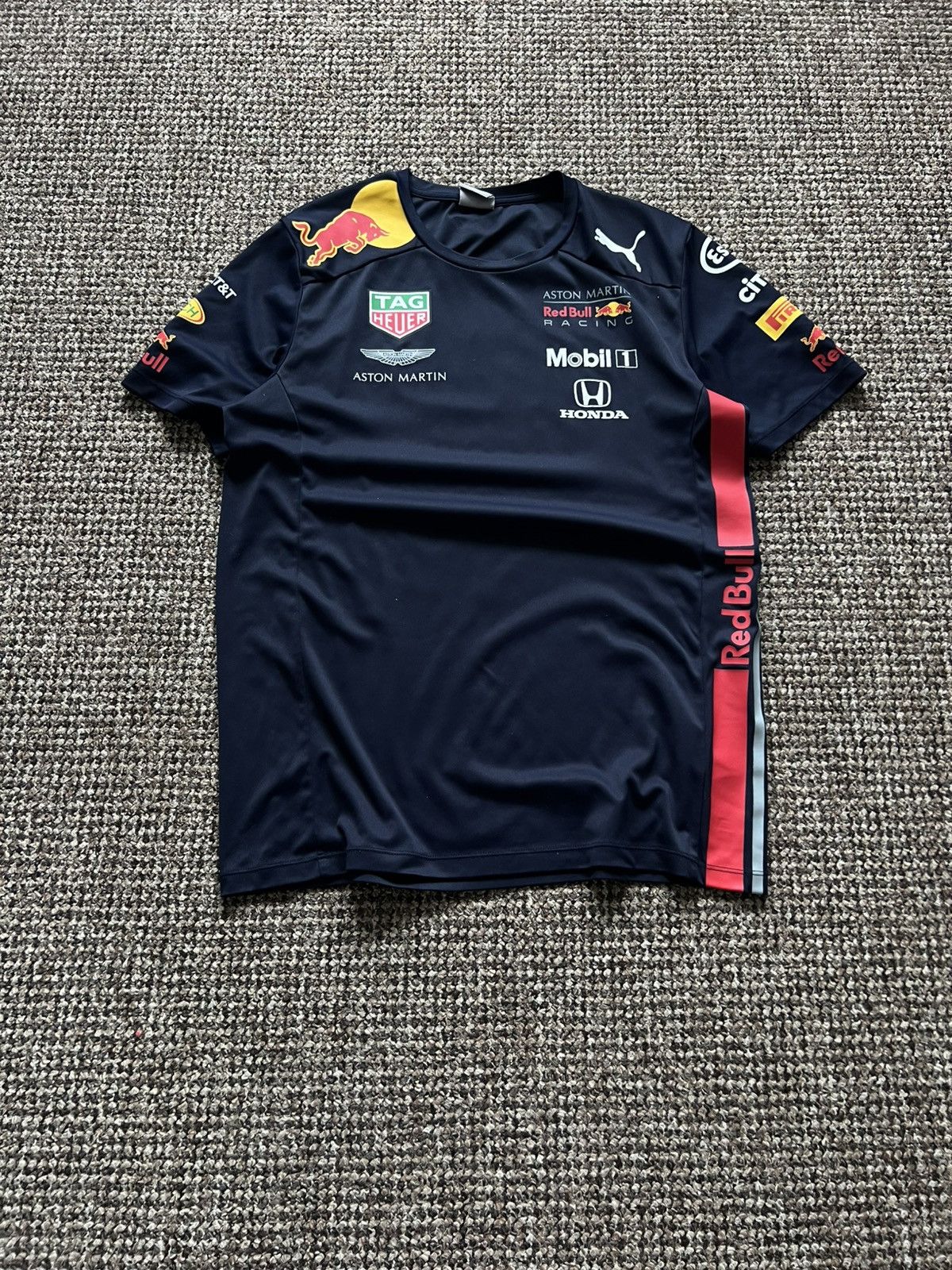 Puma × Red Bull Puma Formula 1 Vintage Aston Martin Crazy Racing Jersey Tee Size US M / EU 48-50 / 2 - 3 Thumbnail