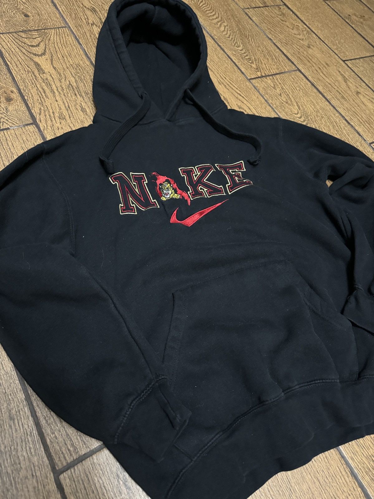 Nike × Vintage Vintage Nike Distressed hoodie Size US S / EU 44-46 / 1 - 2 Thumbnail