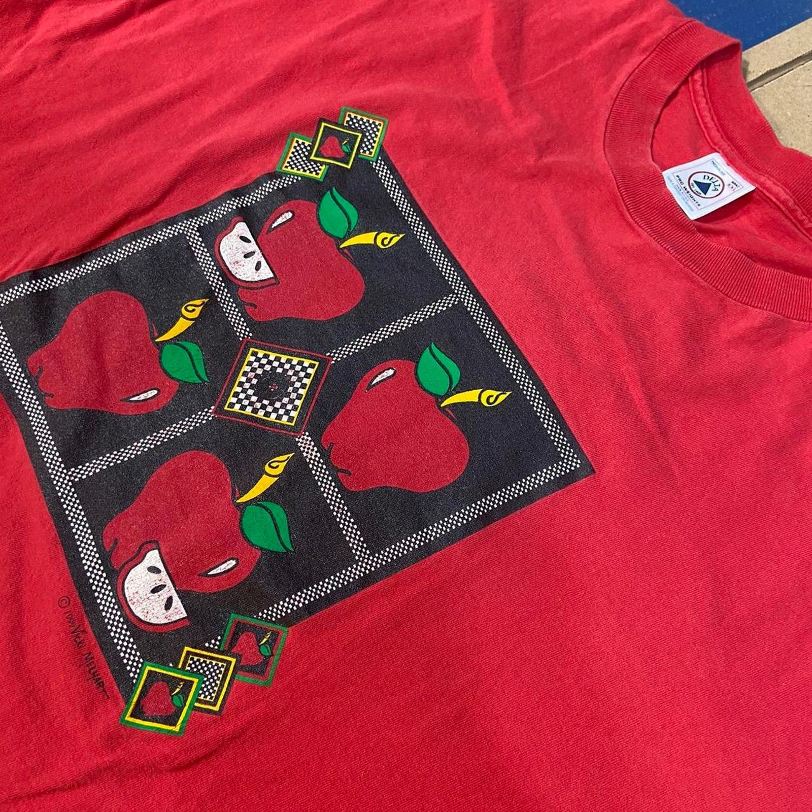 Fruit Of The Loom 90s red delta long sleeve Size US XXL / EU 58 / 5 - 4 Thumbnail