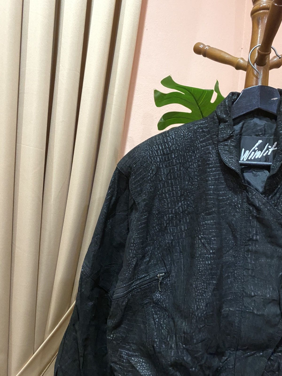 Other Vintage Winlit Genuine Leather Black Embossed Pattern Jacket Size US M / EU 48-50 / 2 - 7 Thumbnail