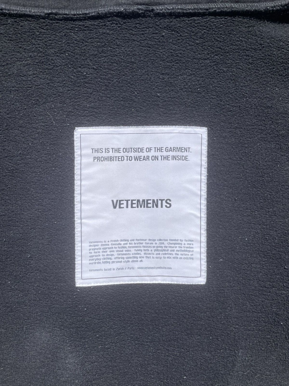 Vetements AW18 Vetements Inside Out Shark Zip Up Hoodie Size US S / EU 44-46 / 1 - 7 Thumbnail