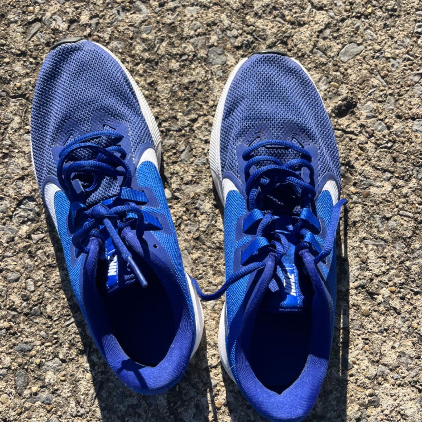 Nike Blue nike running shoes Size US 9.5 / EU 42-43 - 2 Thumbnail