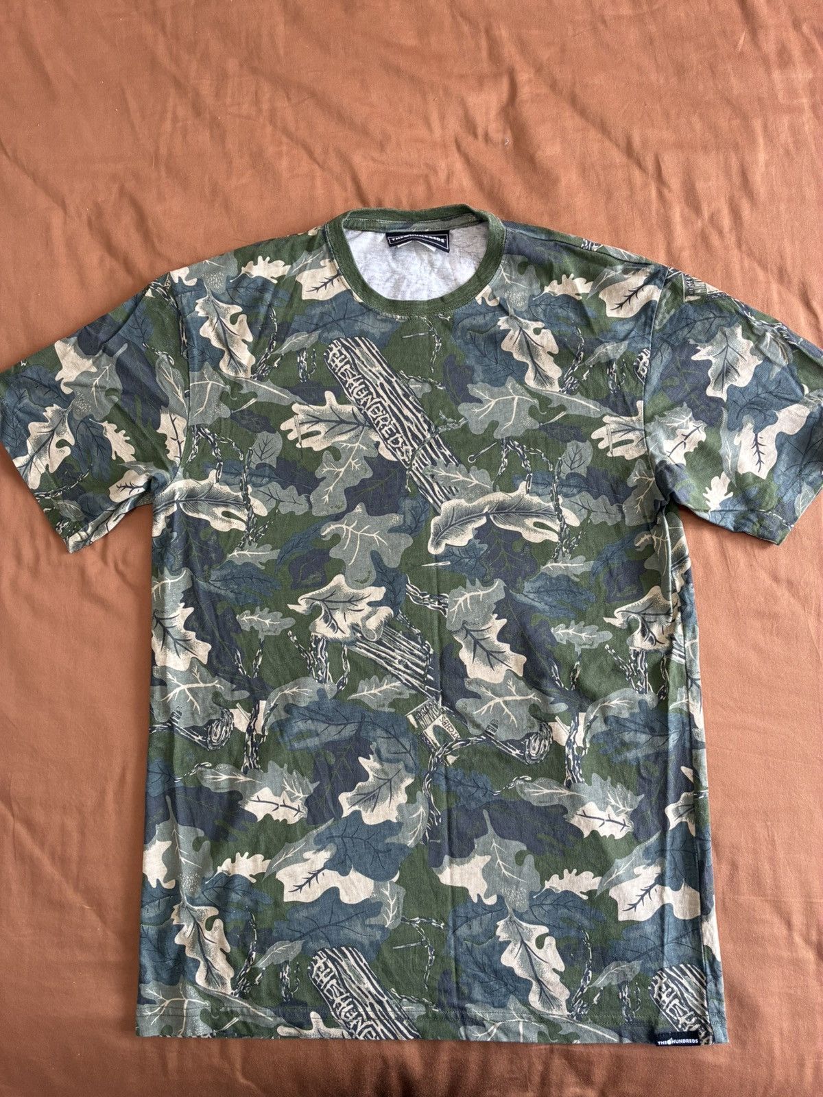The Hundreds The Hundreds camo t-shirt in size medium. Size US M / EU 48-50 / 2 - 1 Thumbnail