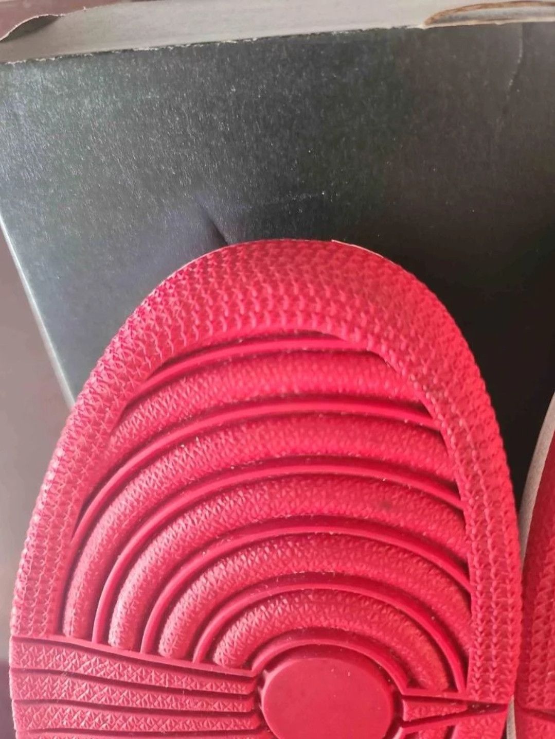 Nike Air Jordan 1 Low Reverse Bred Size US 12 / EU 45 - 3 Thumbnail