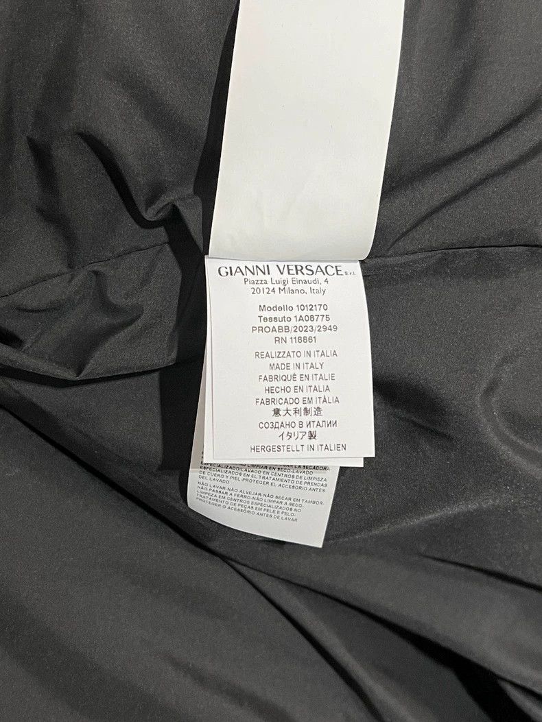 Versace Versace Black hooded cowhide zippered down jacket Size US S / EU 44-46 / 1 - 8 Thumbnail