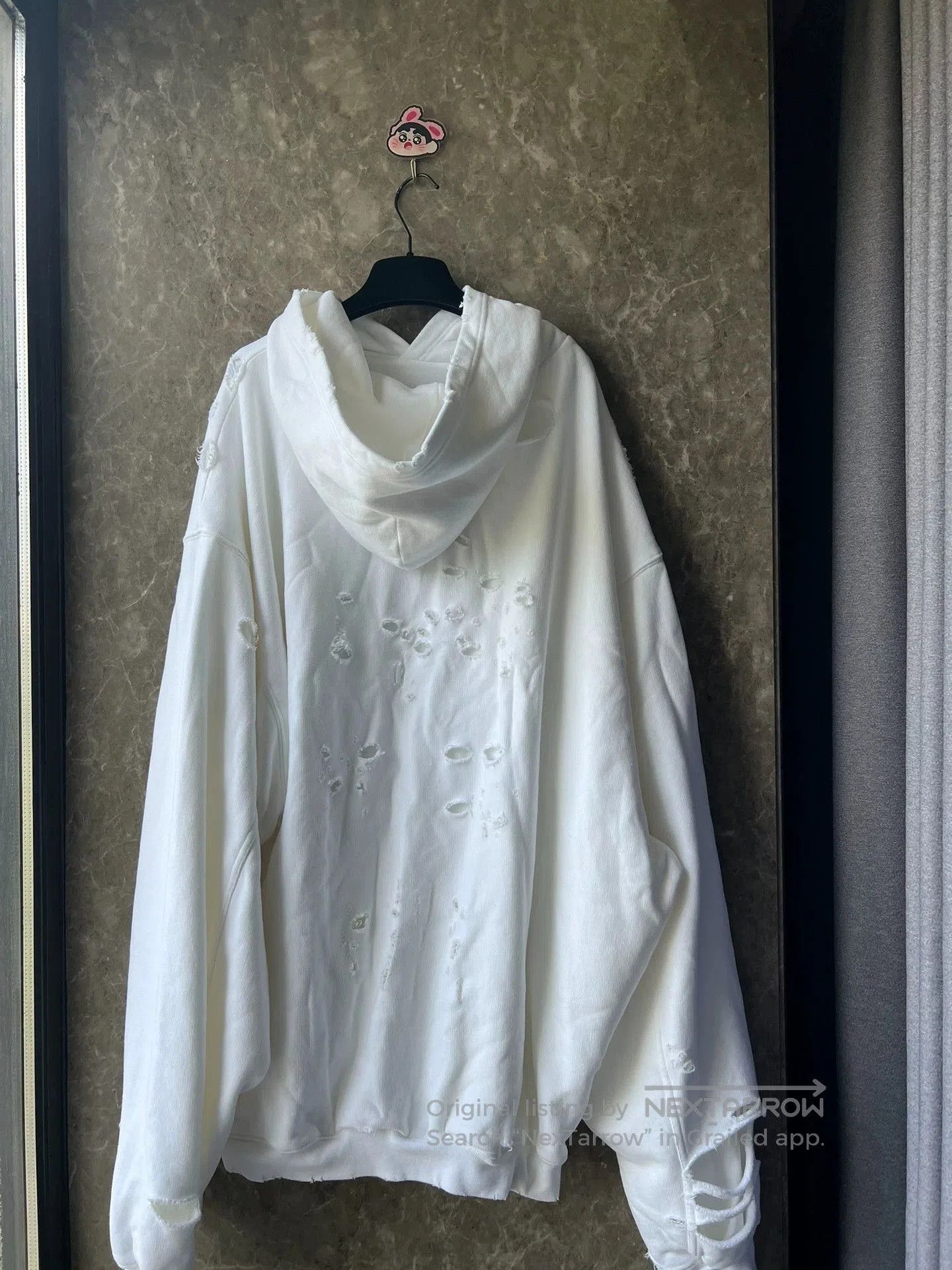 Balenciaga Balenciaga Logo Distressed Hoodie S. Size US S / EU 44-46 / 1 - 2 Thumbnail