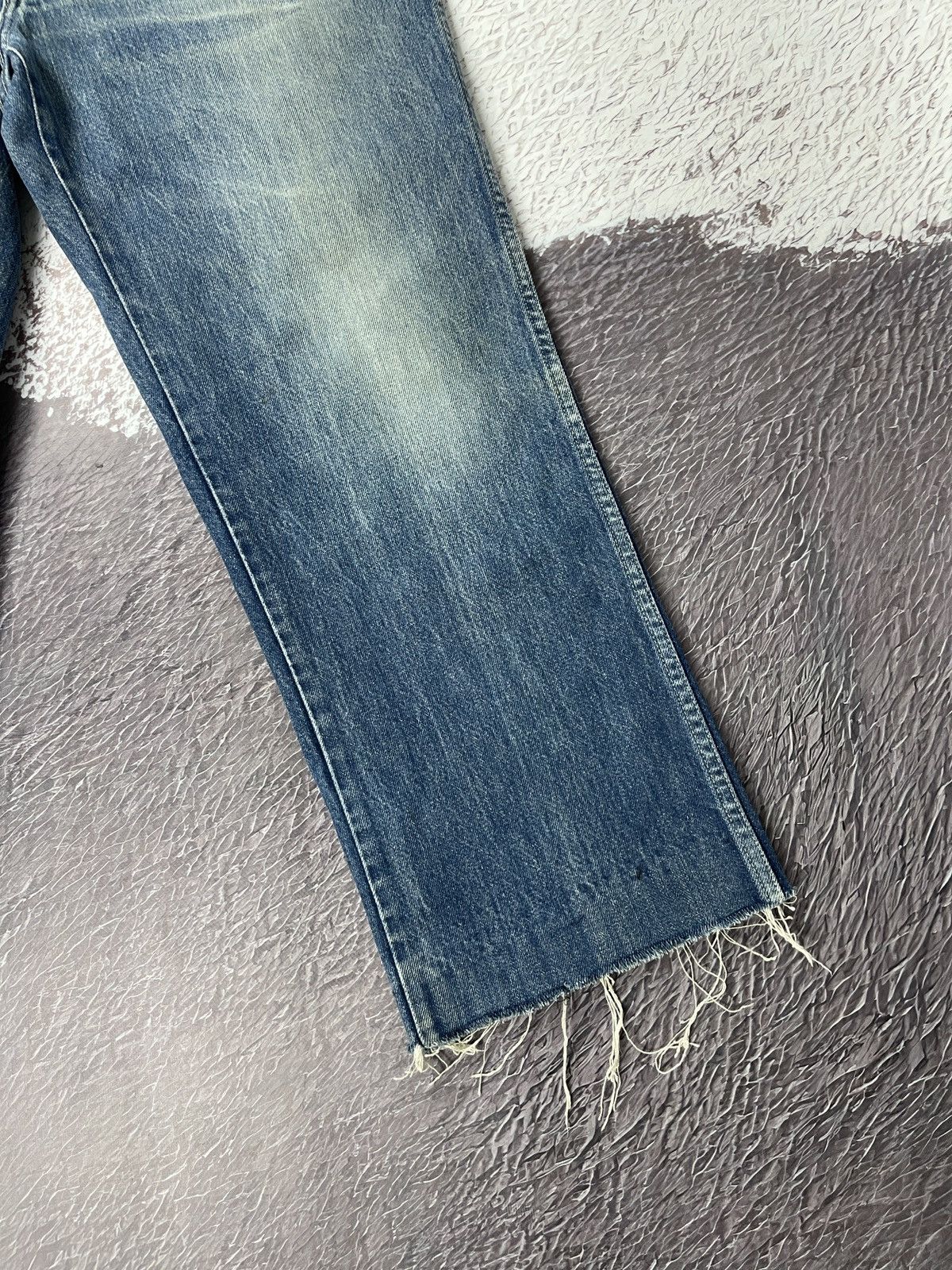 Oscar De La Renta Oscar de la Renta vintage distressed cropped denim jeans Size US 36 / EU 52 - 6 Thumbnail