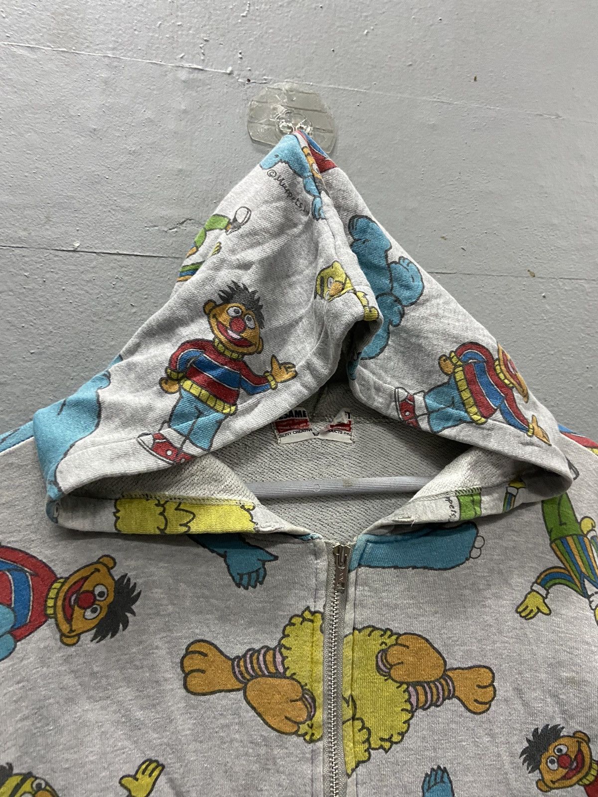 Cartoon Network SESAME STREET FULLPRINT ZIPPER HOODIE Size US M / EU 48-50 / 2 - 3 Thumbnail