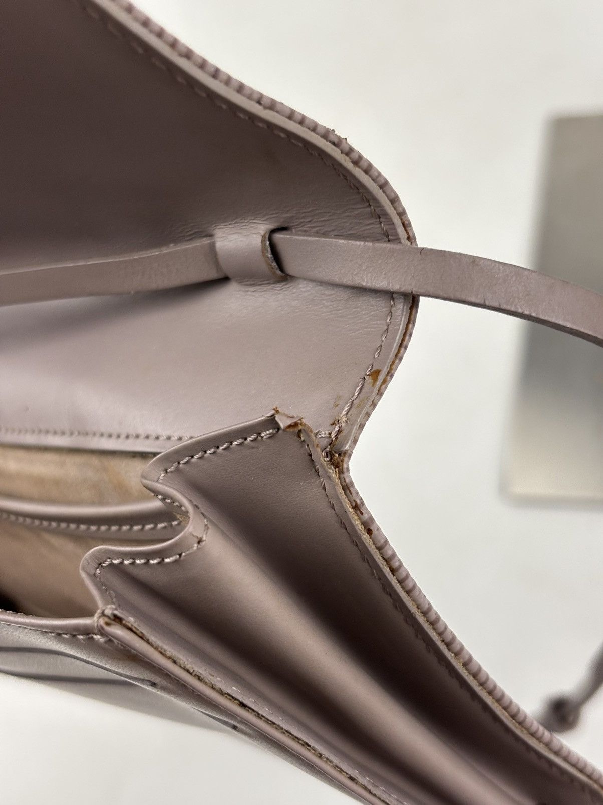 Louis Vuitton Louis Vuitton Lilac Epi Leather Honfleur Shoulder Bag Size ONE SIZE - 12 Thumbnail