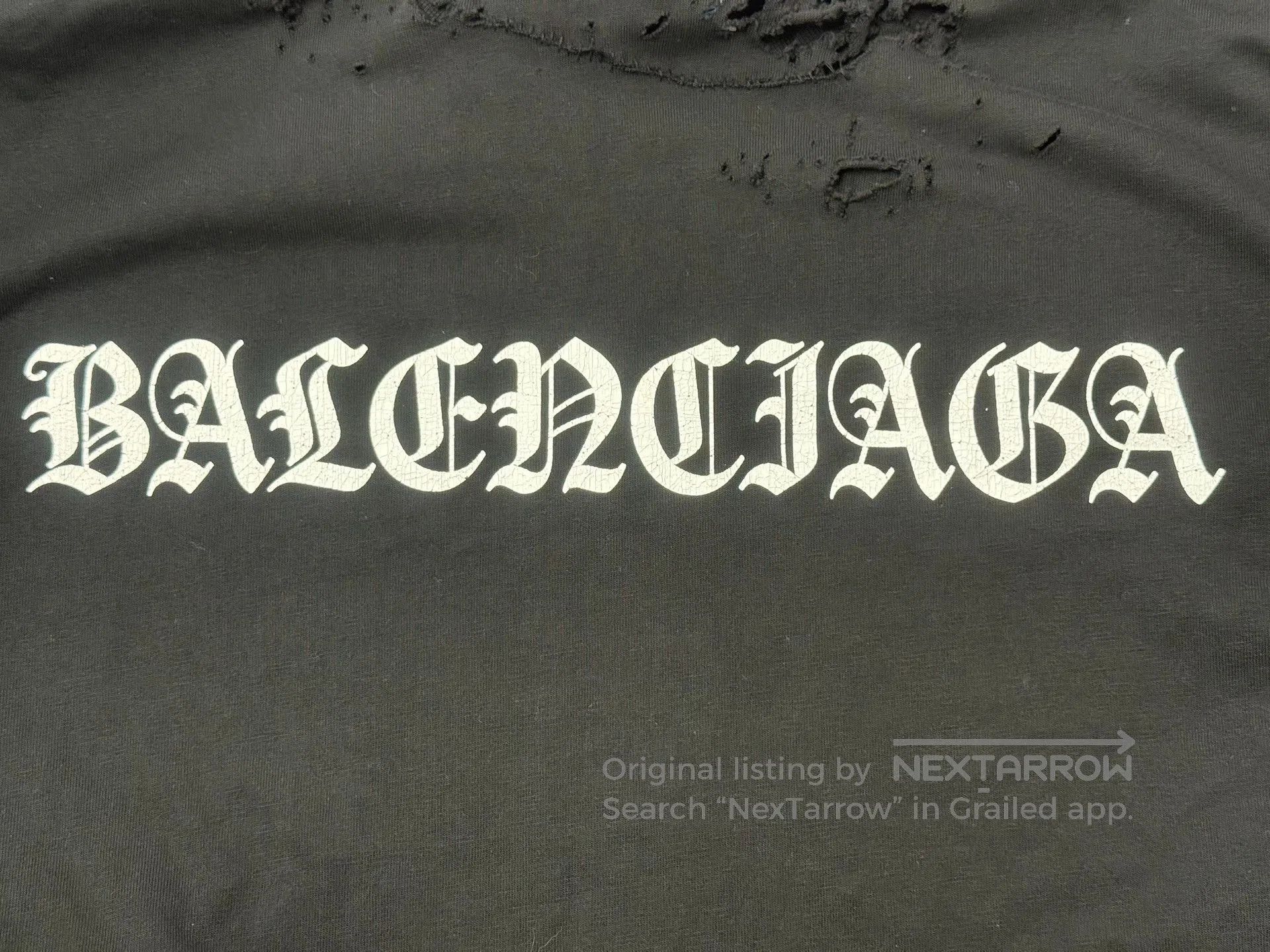Balenciaga Balenciaga Distressed Back Letter Print Crewneck Tee. Size US S / EU 44-46 / 1 - 3 Thumbnail