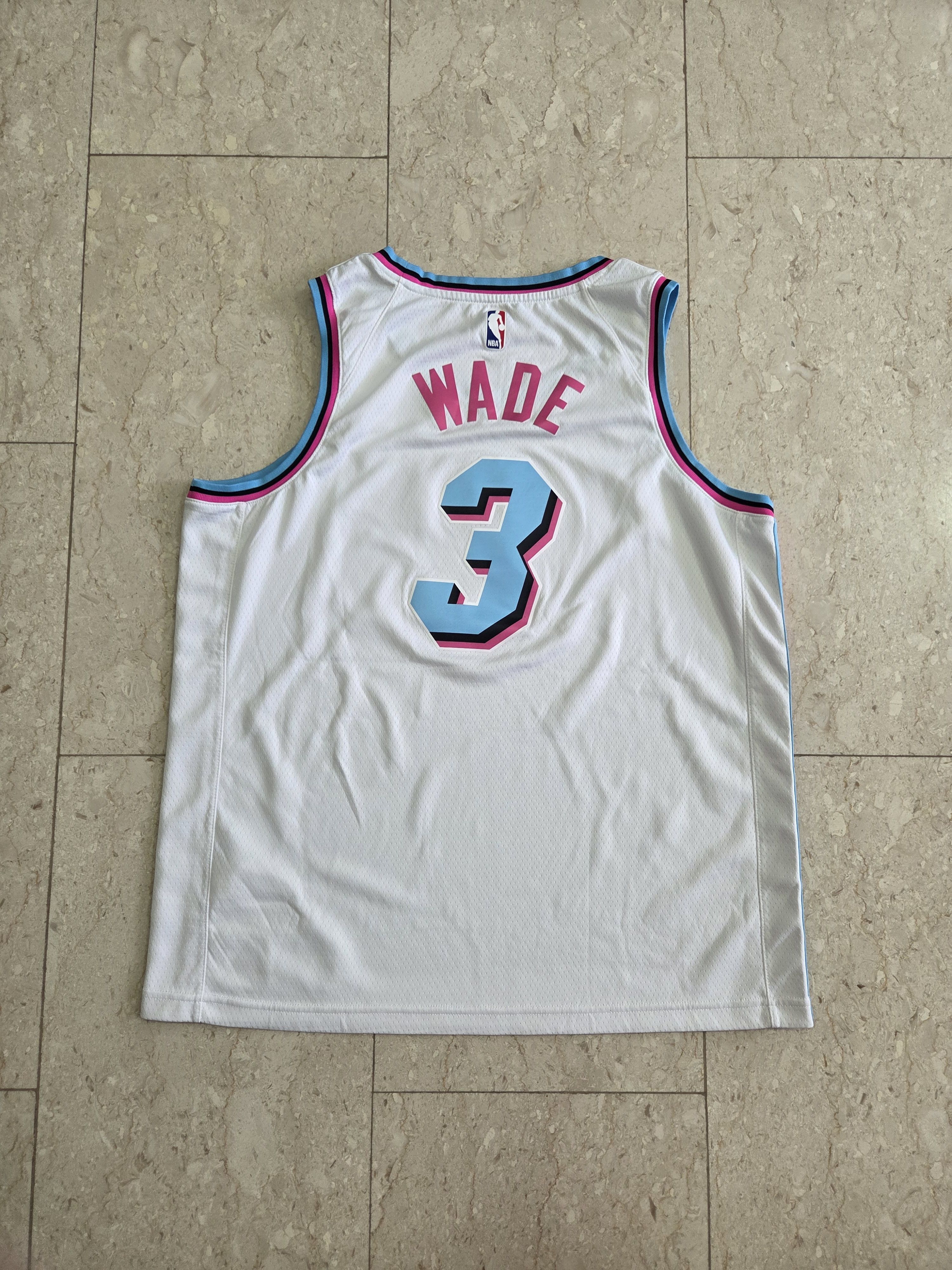 NBA Rare Authentic Nike Miami Heat Vice City Swingman Jersey Size US XL / EU 56 / 4 - 2 Thumbnail