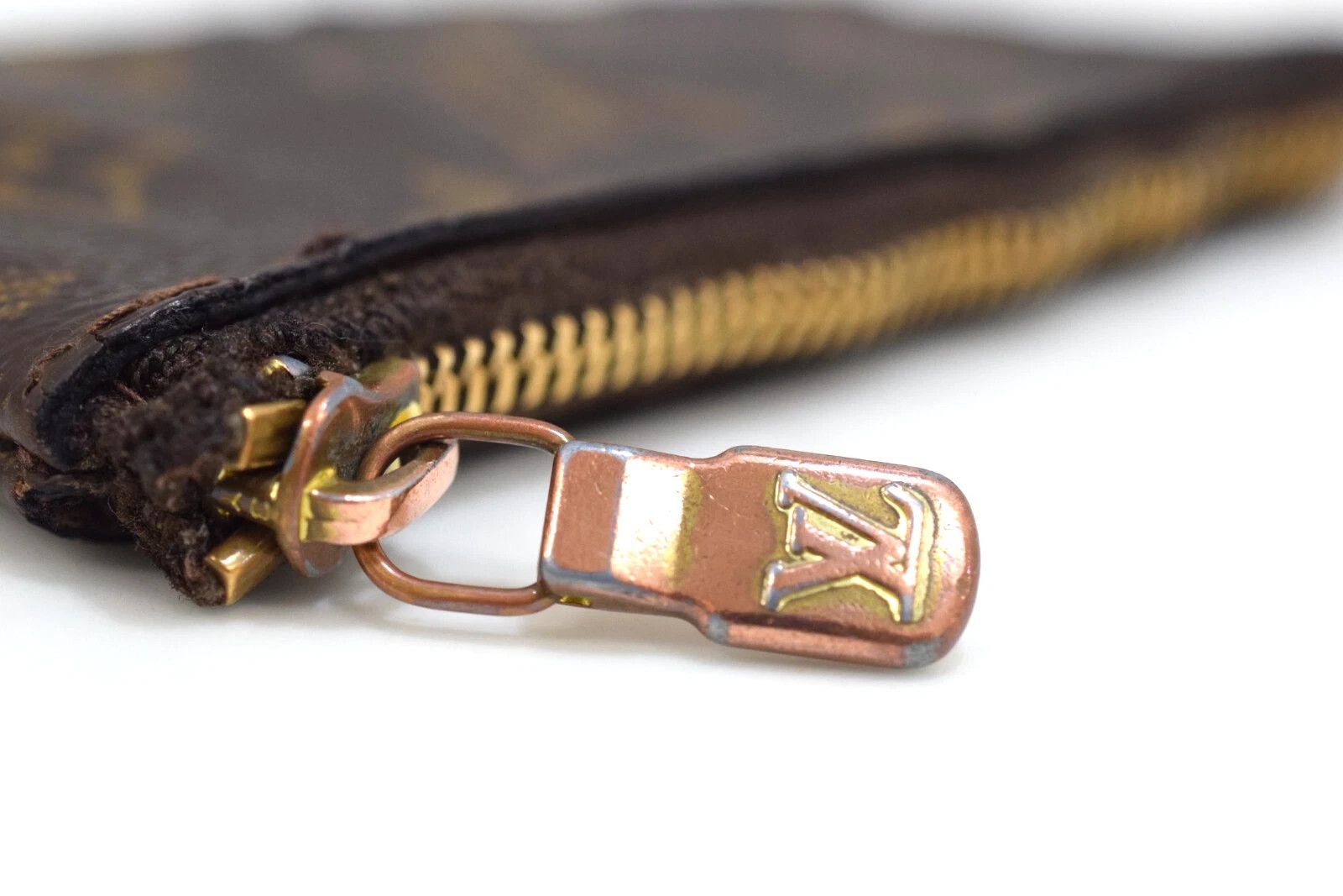 Louis Vuitton Louis Vuitton Pochette Cles Coin Purse Monogram M62650 Size ONE SIZE - 7 Thumbnail
