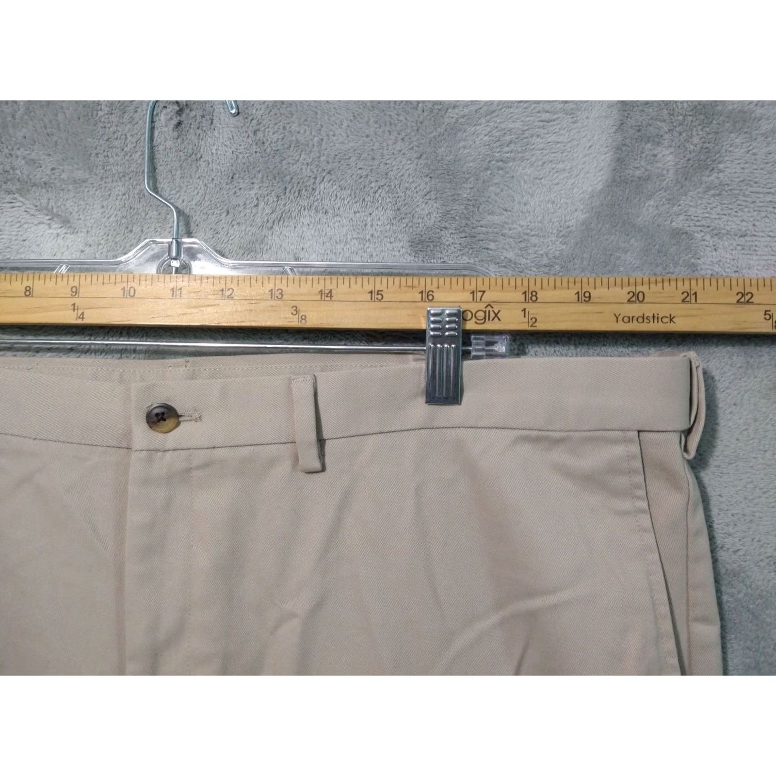 Haggar Haggar Pants Mens 42x29 Beige Khakis Classic Fit Flat Front Comfort Waist Cotton Straight Leg 42in Beige Mens Size US 42 / EU 58 - 3 Thumbnail