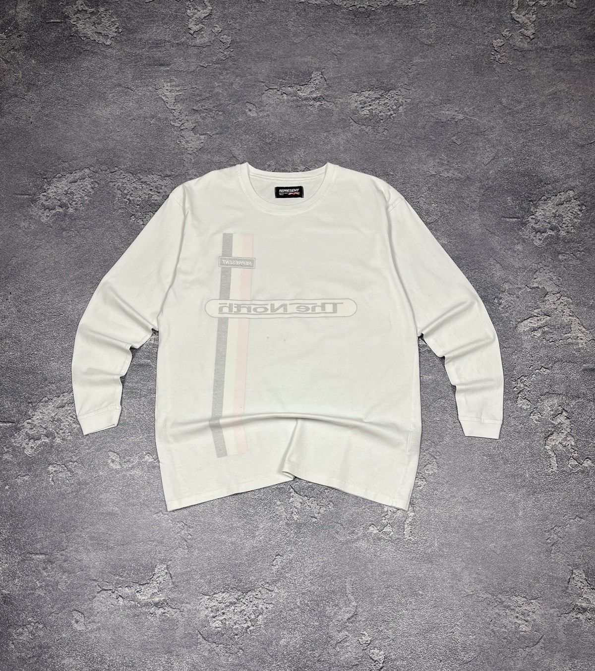 Represent Clo. Represent Initial Long Sleeve Big logo Size US M / EU 48-50 / 2 - 1 Thumbnail