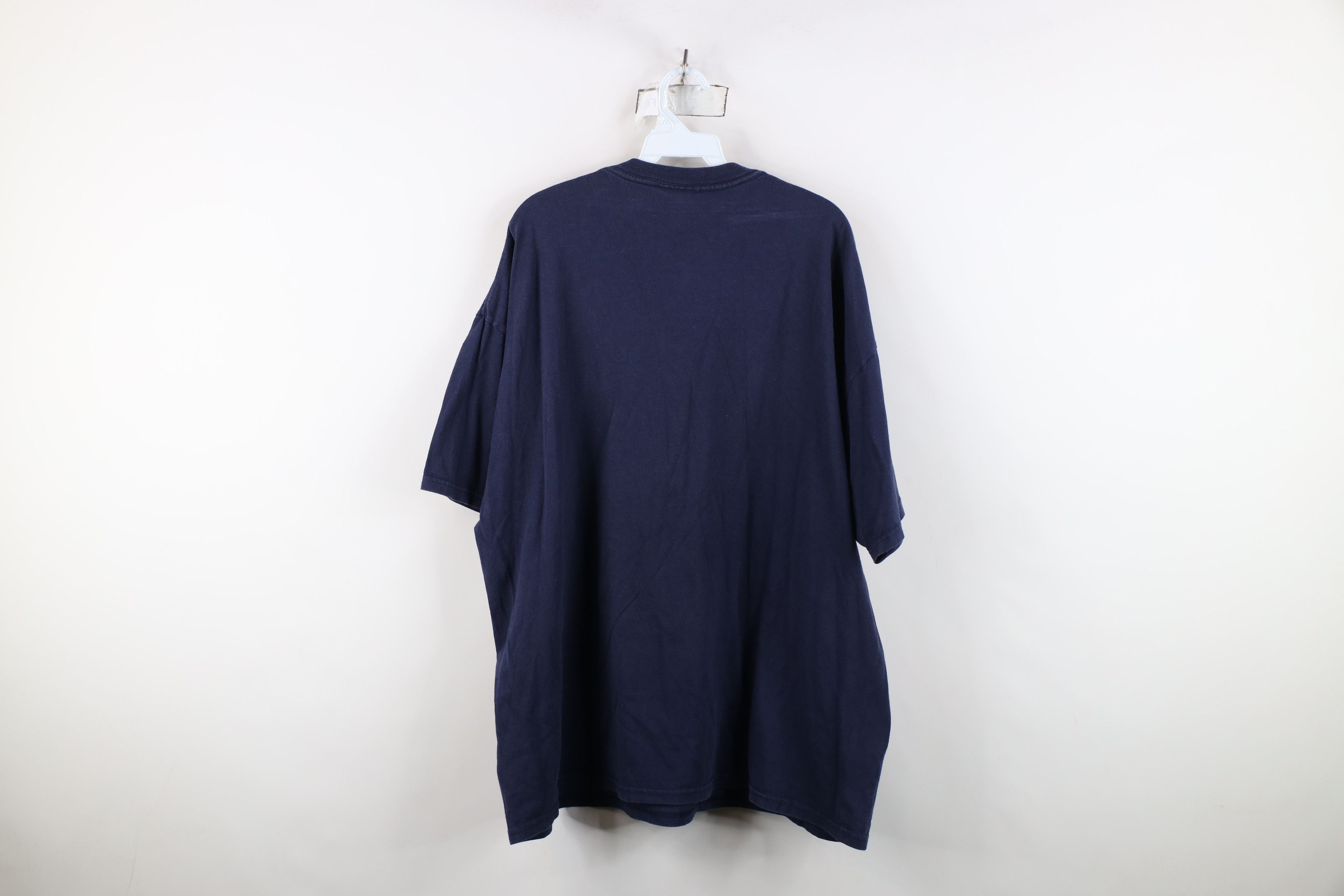 Vintage Vintage 90s Heavyweight University of Michigan T-Shirt Blue Size US XXL / EU 58 / 5 - 11 Thumbnail