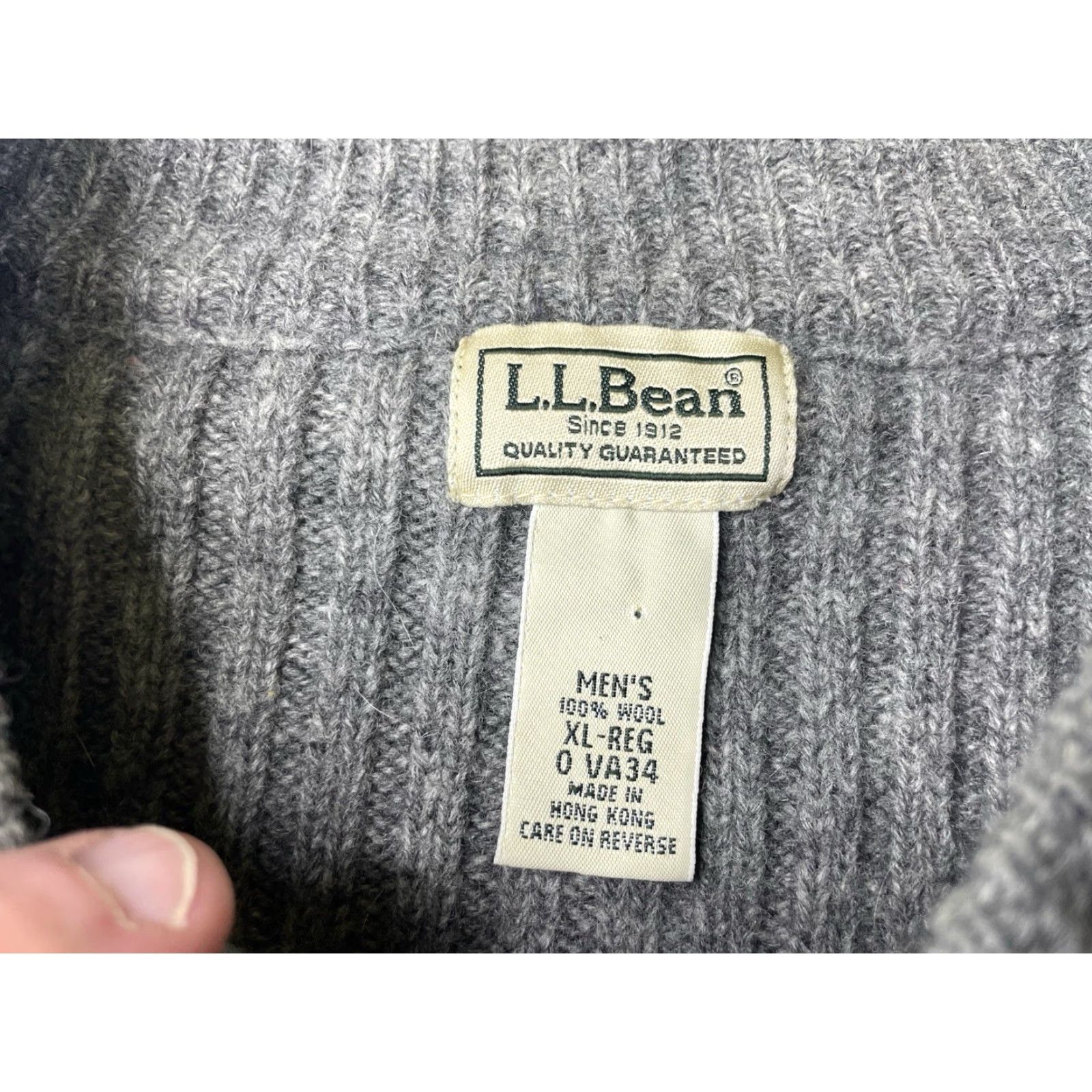 Vintage VINTAGE L.L. Bean Mens Sweater Henley Wool Gray XL Crew Neck Long Sleeve Patches Heavyweight Knit Autumn Winter Hunting Casual Travel Size US XL / EU 56 / 4 - 2 Thumbnail