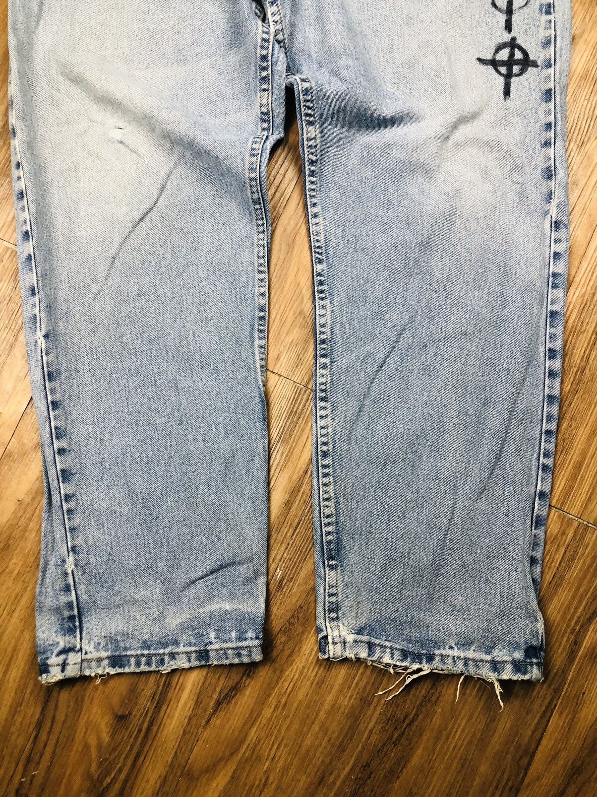 Wrangler Wrangler Jeans Light Wash Custom Art Denim (40) Size US 42 / EU 58 - 4 Thumbnail