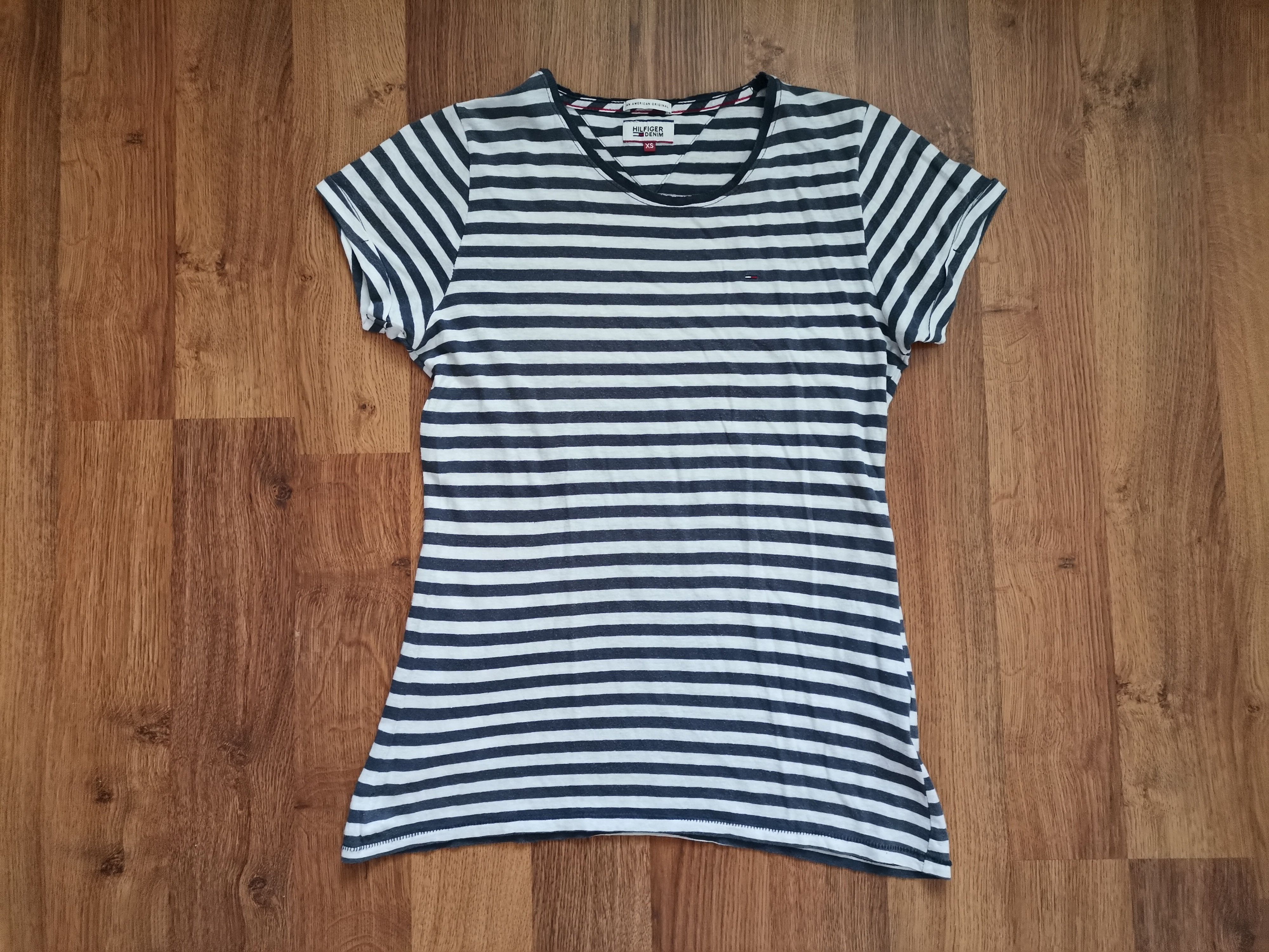Tommy Hilfiger Hilfiger Denim Women's Striped Tee Size XS / US 0-2 / IT 36-38 - 1 Thumbnail