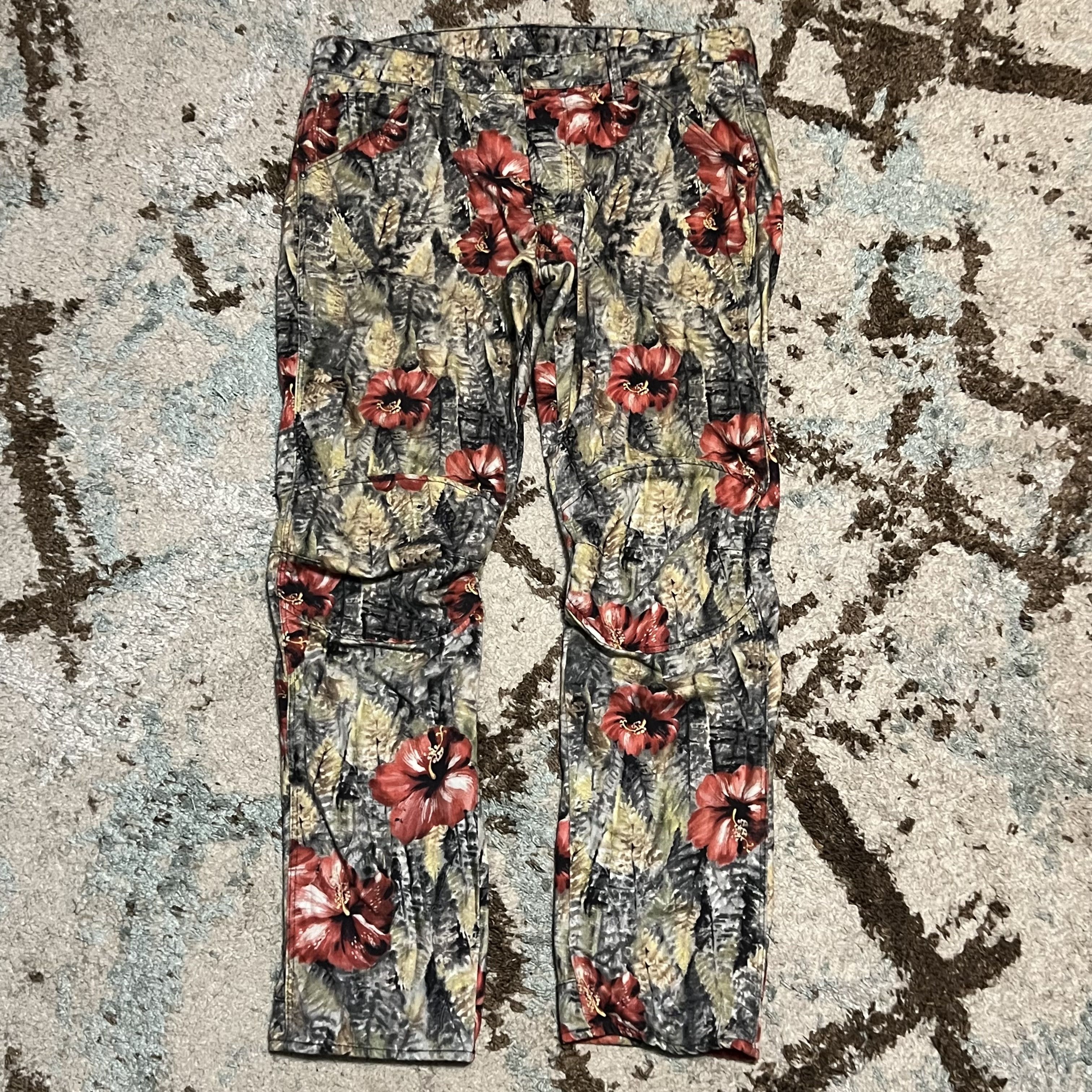 Pharrell flower jeans shop