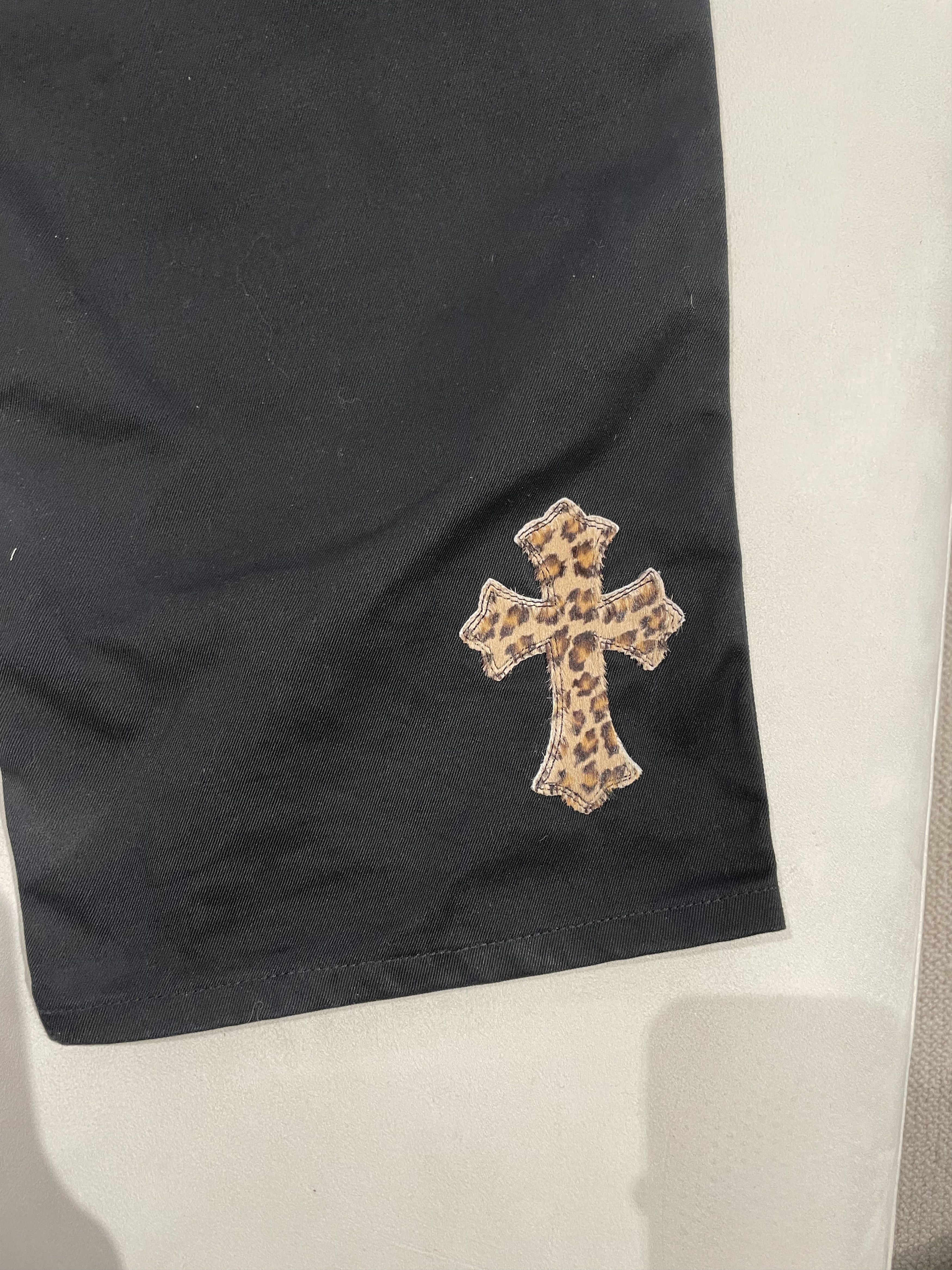 Chrome Hearts Chrome Hearts Leopard Black Cross Leather Patch Jeans Size US 36 / EU 52 - 18 Thumbnail