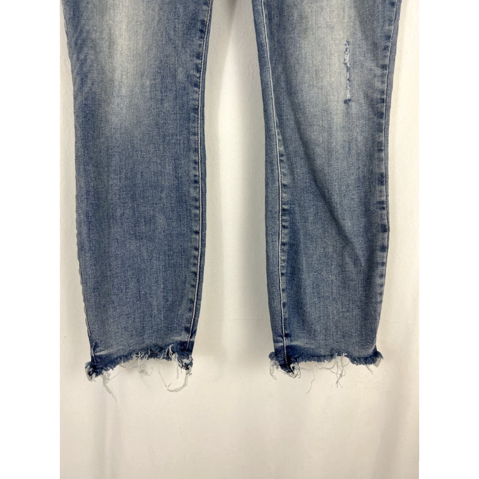 Lucky Brand Lucky Brand Jeans Skinny Bridgette Button Fly Denim 27x24 Womens 4 Blue Belt Pockets Size 27" / US 4 / IT 40 - 2 Thumbnail
